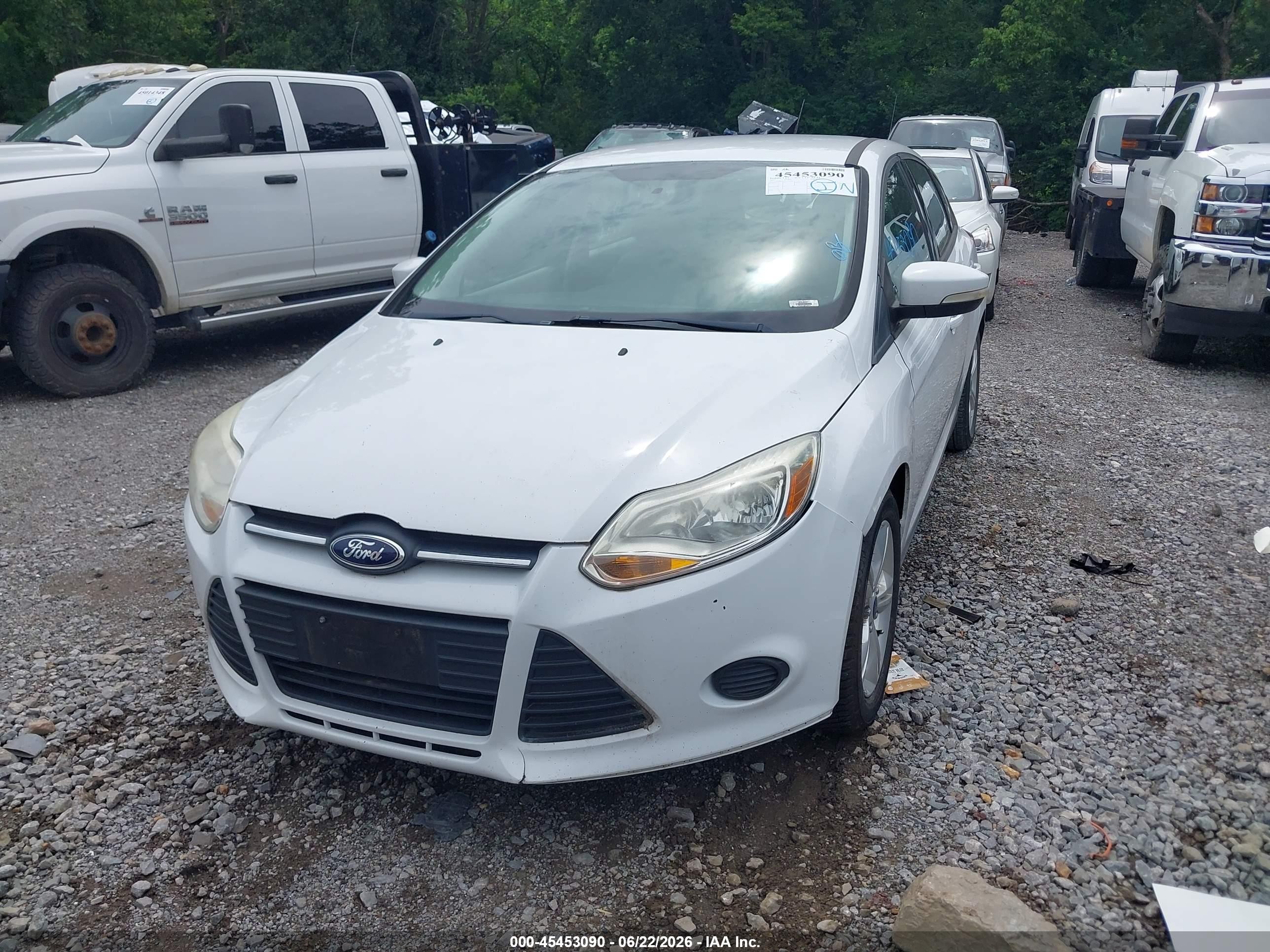 2014 Ford Focus Se White vin: 1FADP3K22EL262661