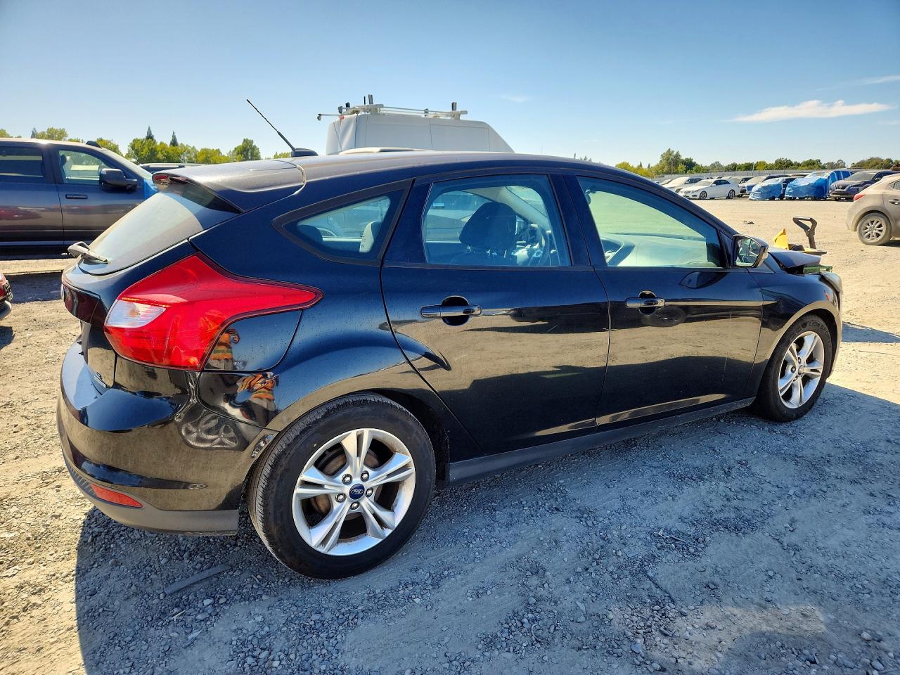 2014 Ford Focus Se Black vin: 1FADP3K22EL282361