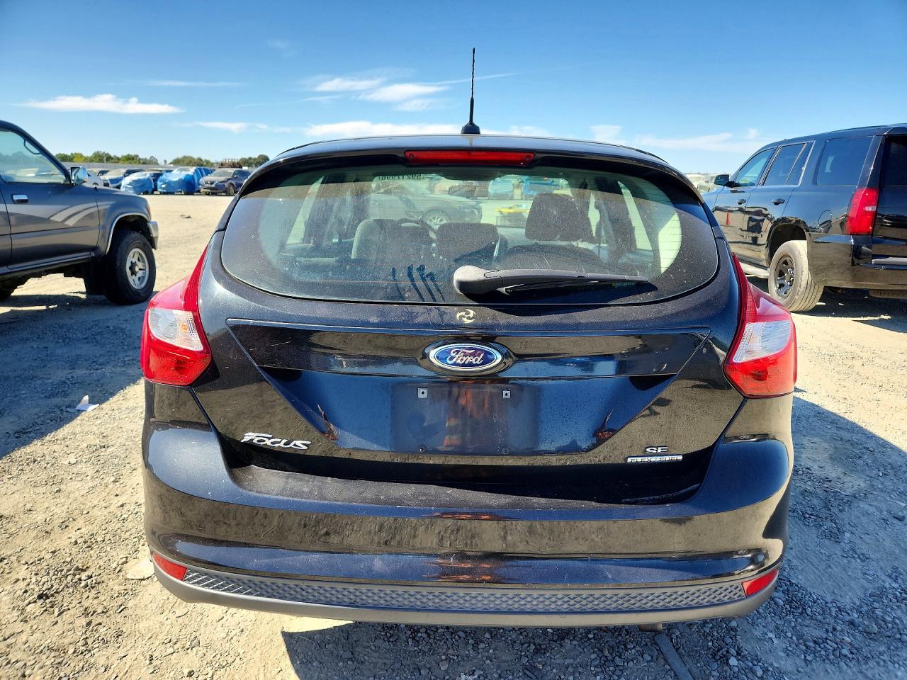 2014 Ford Focus Se Black vin: 1FADP3K22EL282361