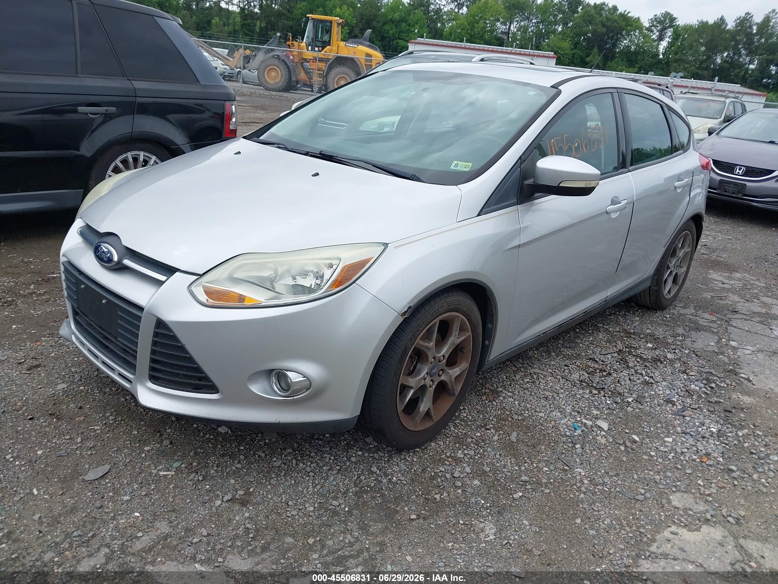 2014 Ford Focus Se Silver vin: 1FADP3K22EL285258