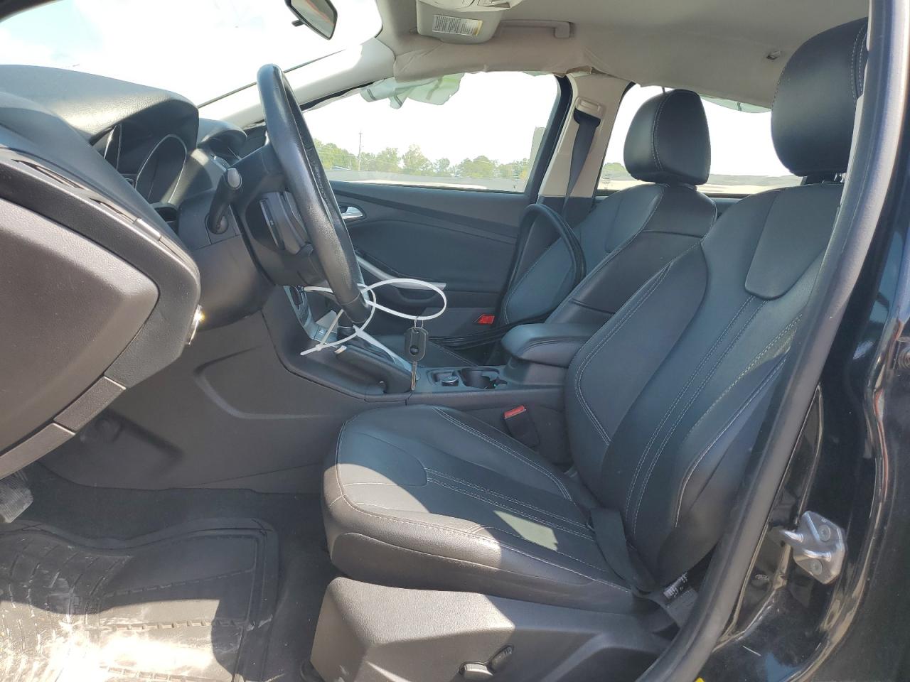 2014 Ford Focus Se Black vin: 1FADP3K22EL299080