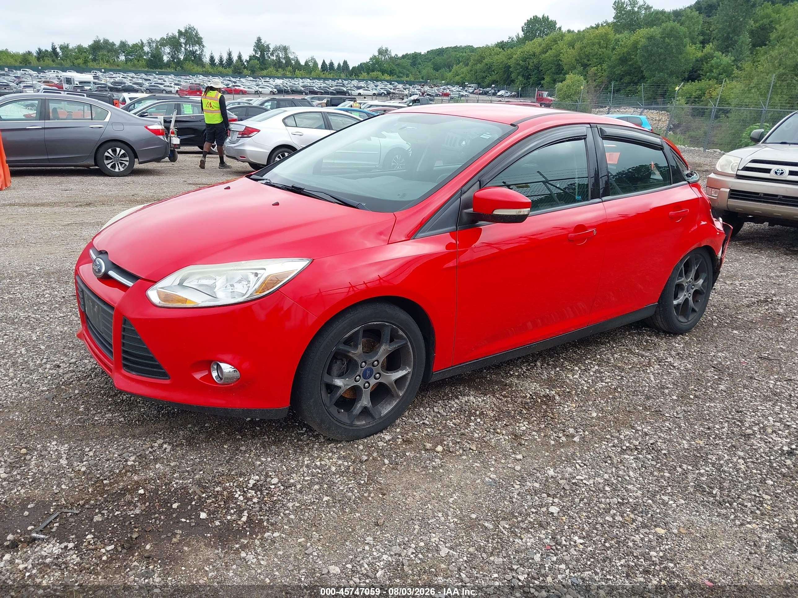 2014 Ford Focus Se Red vin: 1FADP3K22EL319537