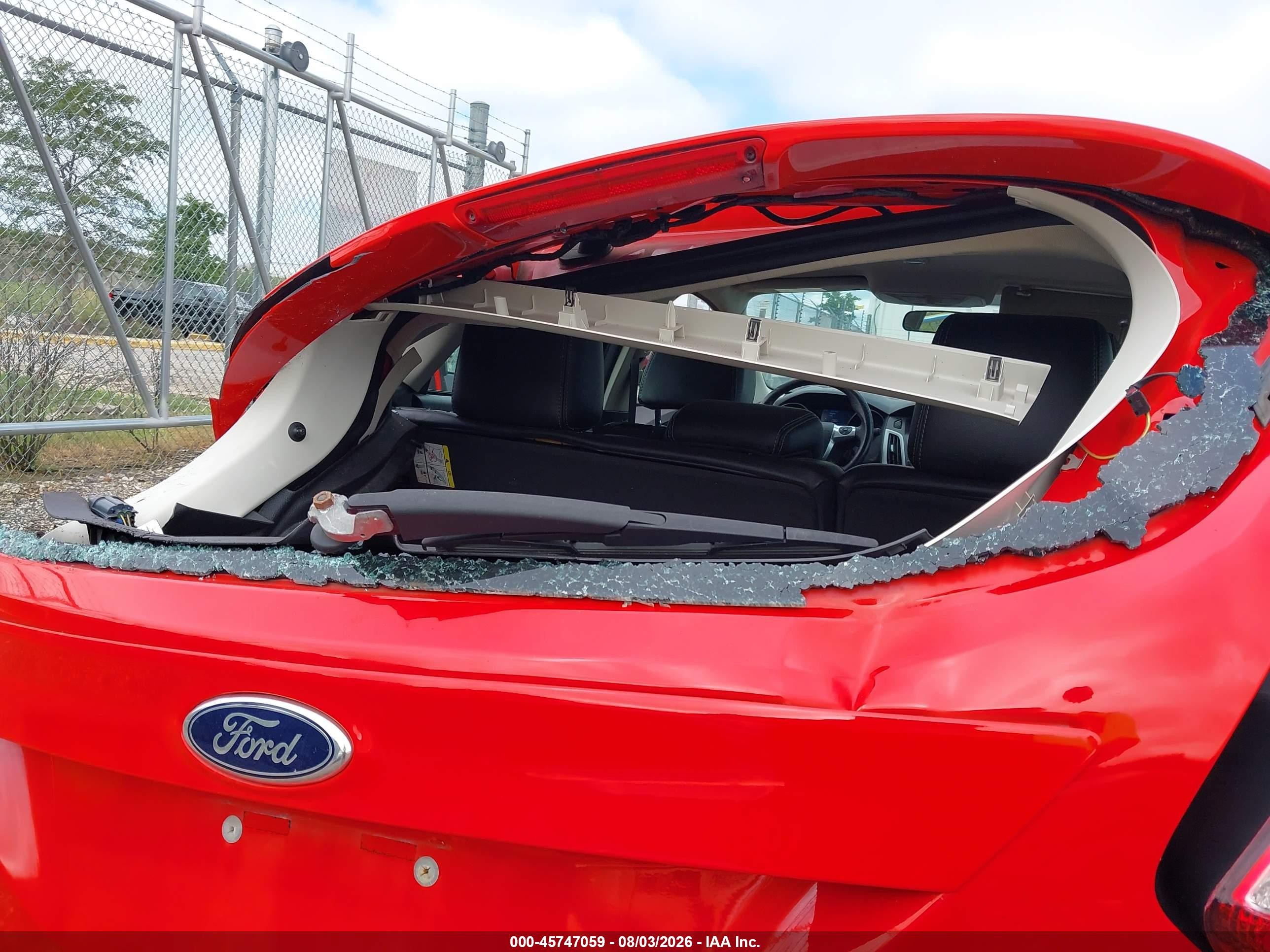 2014 Ford Focus Se Red vin: 1FADP3K22EL319537