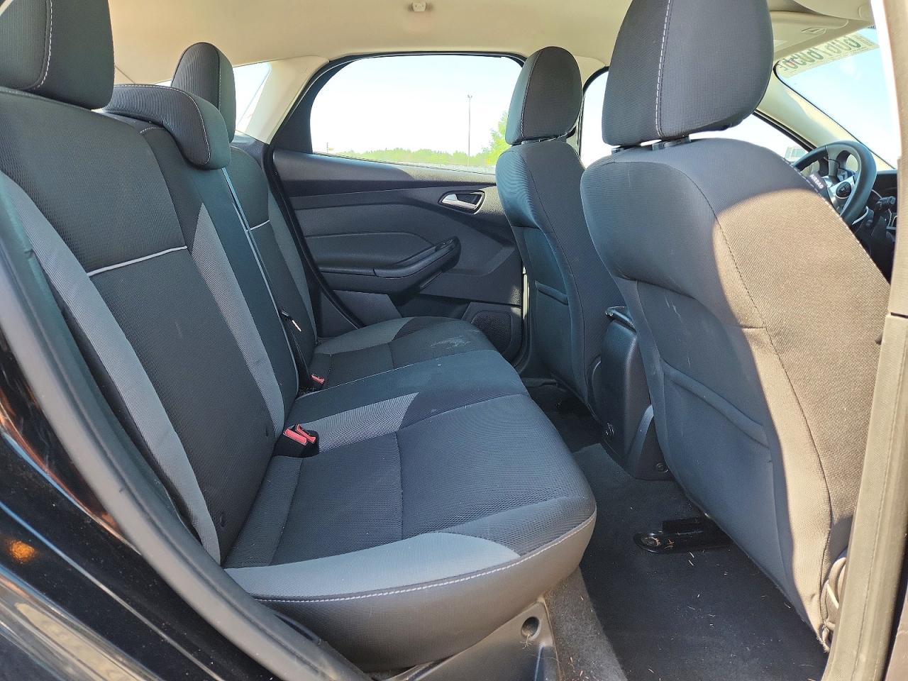 2014 Ford Focus Se Black vin: 1FADP3K22EL334586