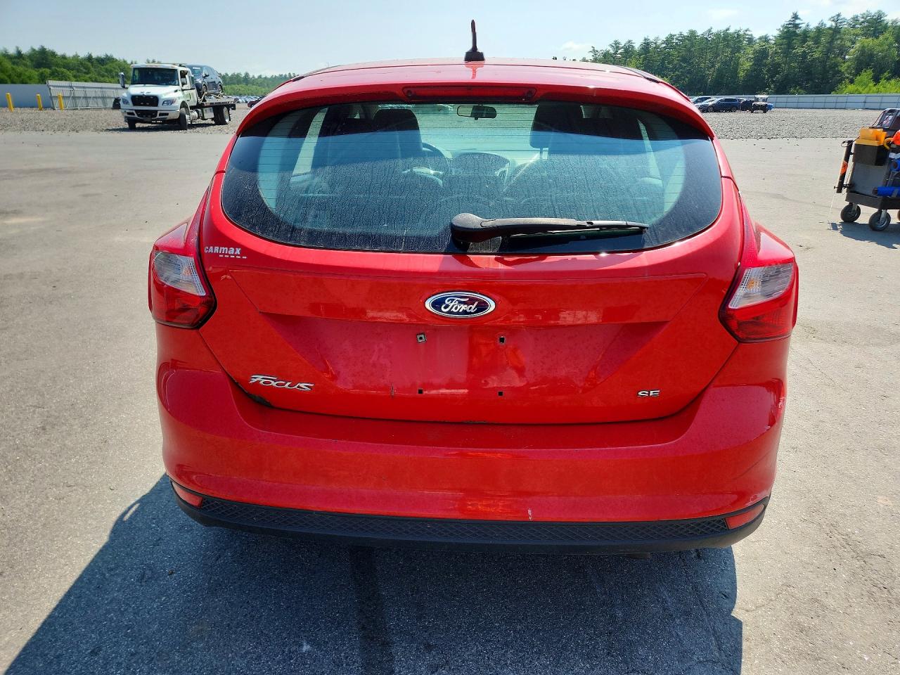 2014 Ford Focus Se Red vin: 1FADP3K22EL337844