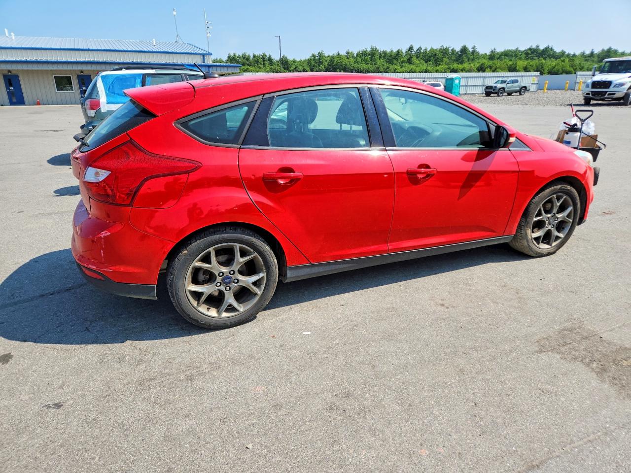 2014 Ford Focus Se Red vin: 1FADP3K22EL337844