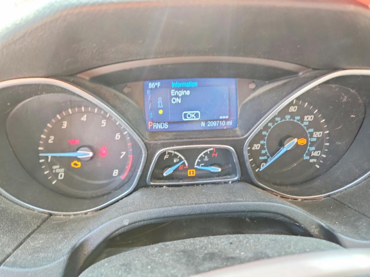 2014 Ford Focus Se Red vin: 1FADP3K22EL337844