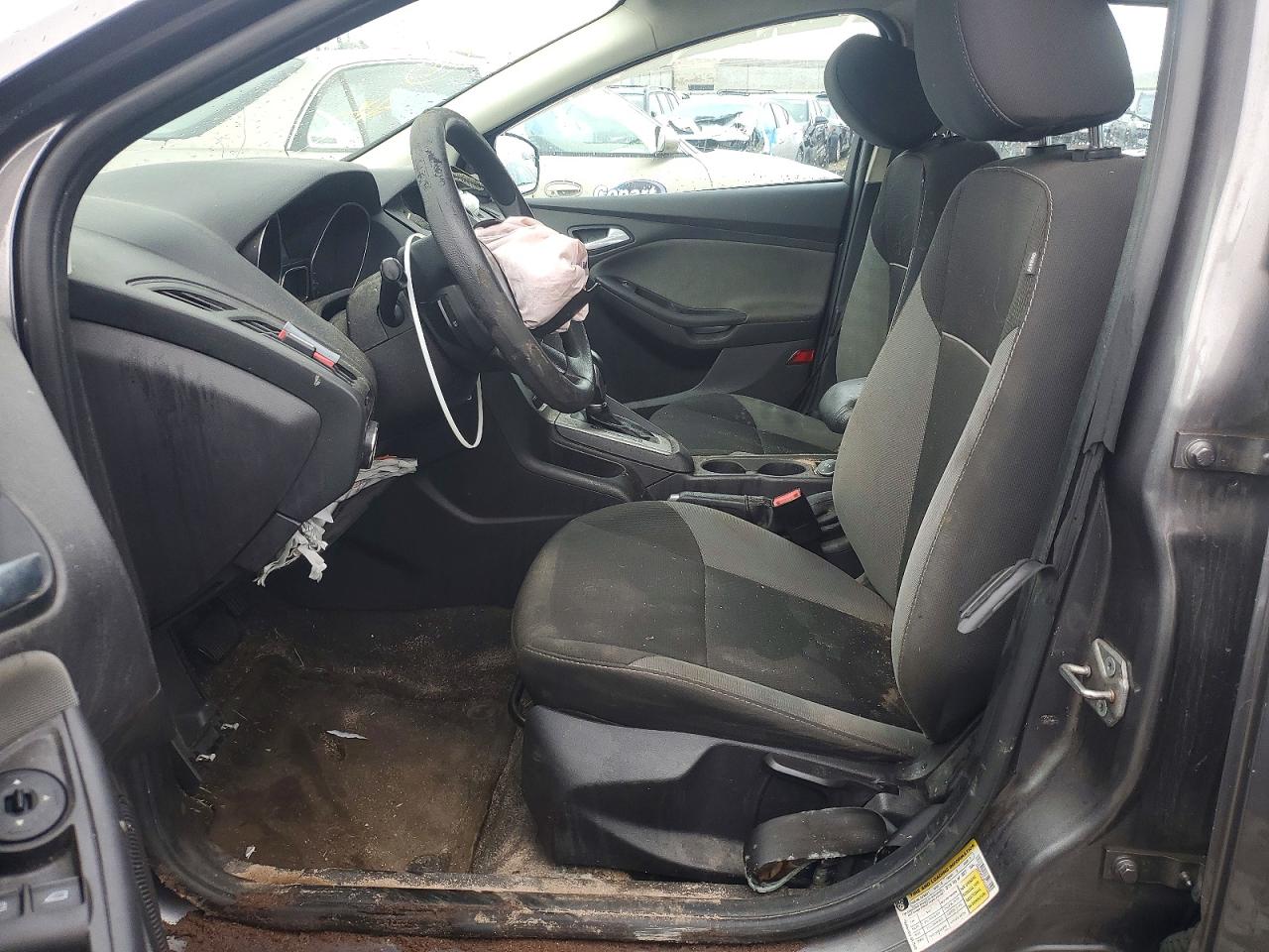 2014 Ford Focus Se Gray vin: 1FADP3K22EL370892