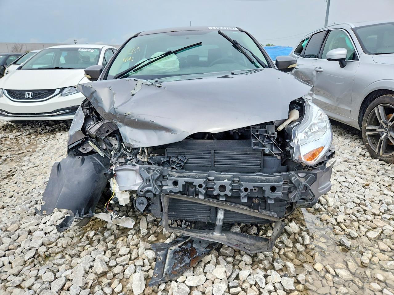 2014 Ford Focus Se Gray vin: 1FADP3K22EL370892
