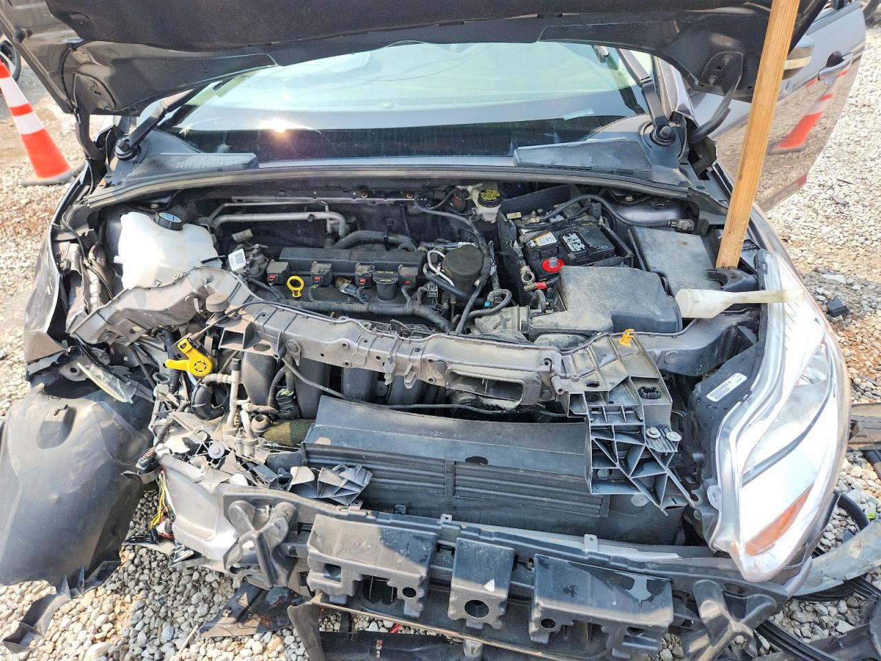 2014 Ford Focus Se Gray vin: 1FADP3K22EL370892