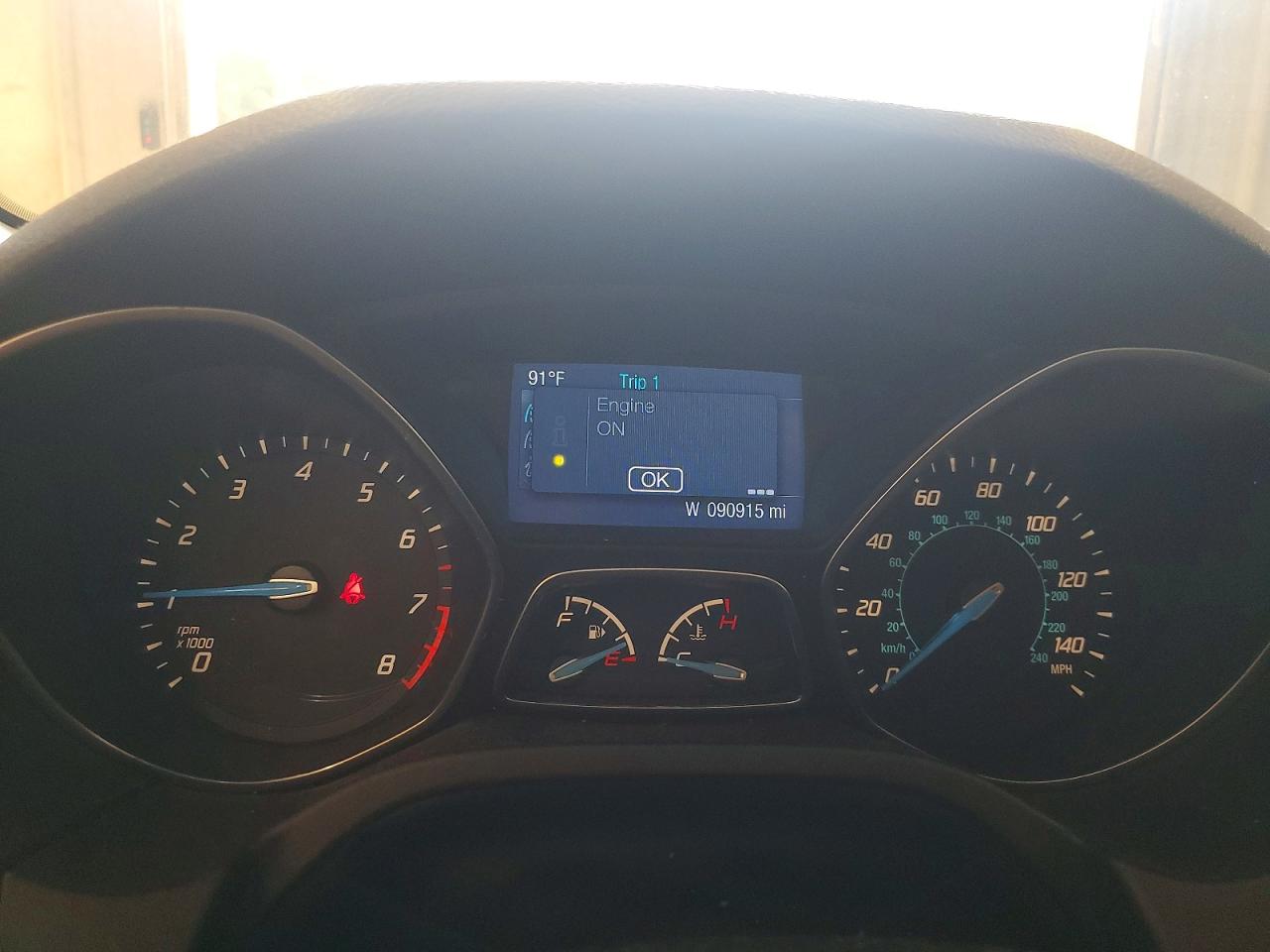 2014 Ford Focus Se Silver vin: 1FADP3K22EL399843