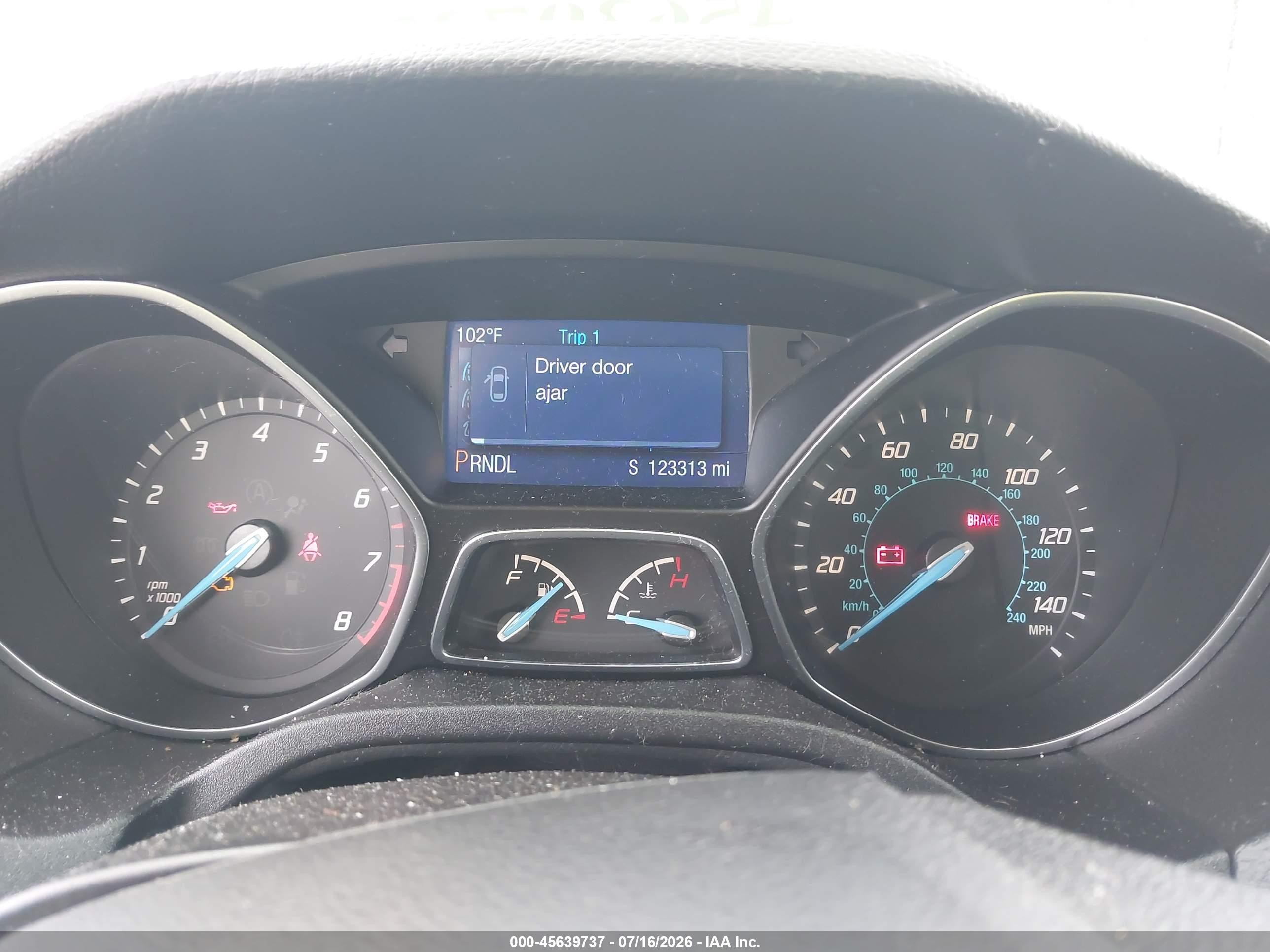 2014 Ford Focus Se White vin: 1FADP3K22EL428774