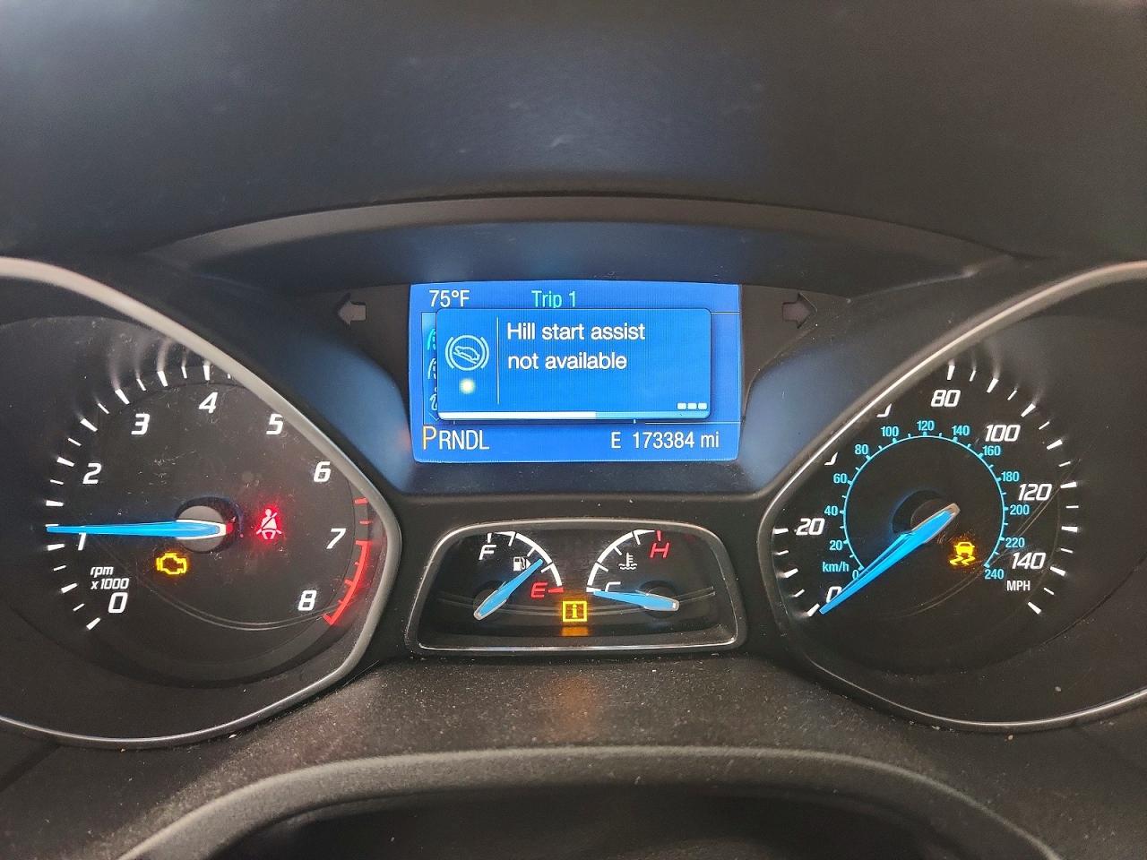 2014 Ford Focus Se Red vin: 1FADP3K22EL442500