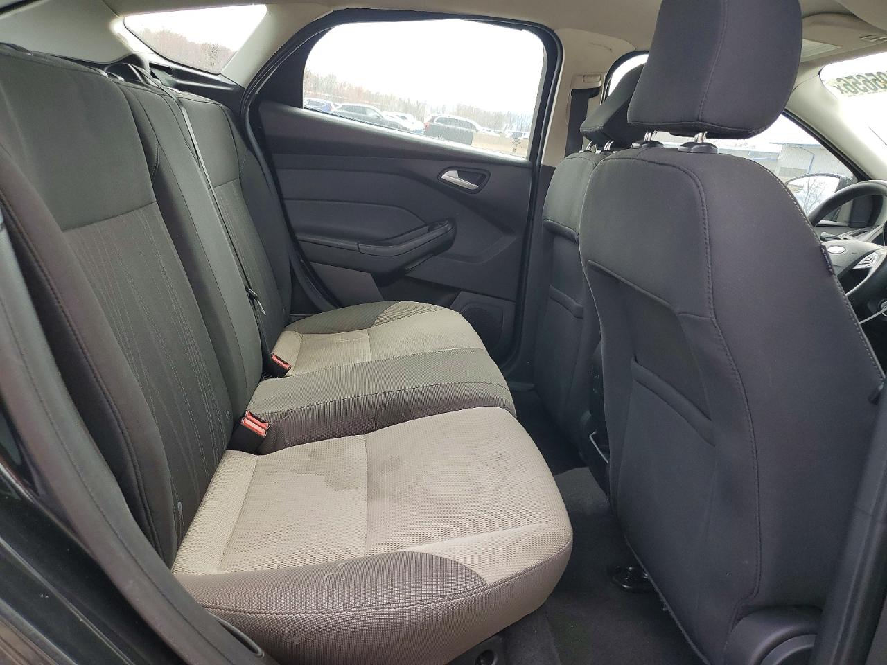 2015 Ford Focus Se Black vin: 1FADP3K22FL276951