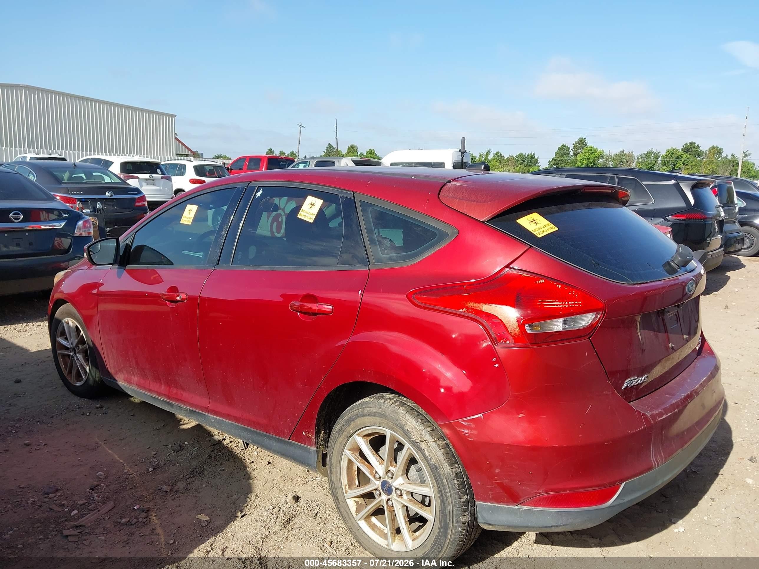 2015 Ford Focus Se Red vin: 1FADP3K22FL277226