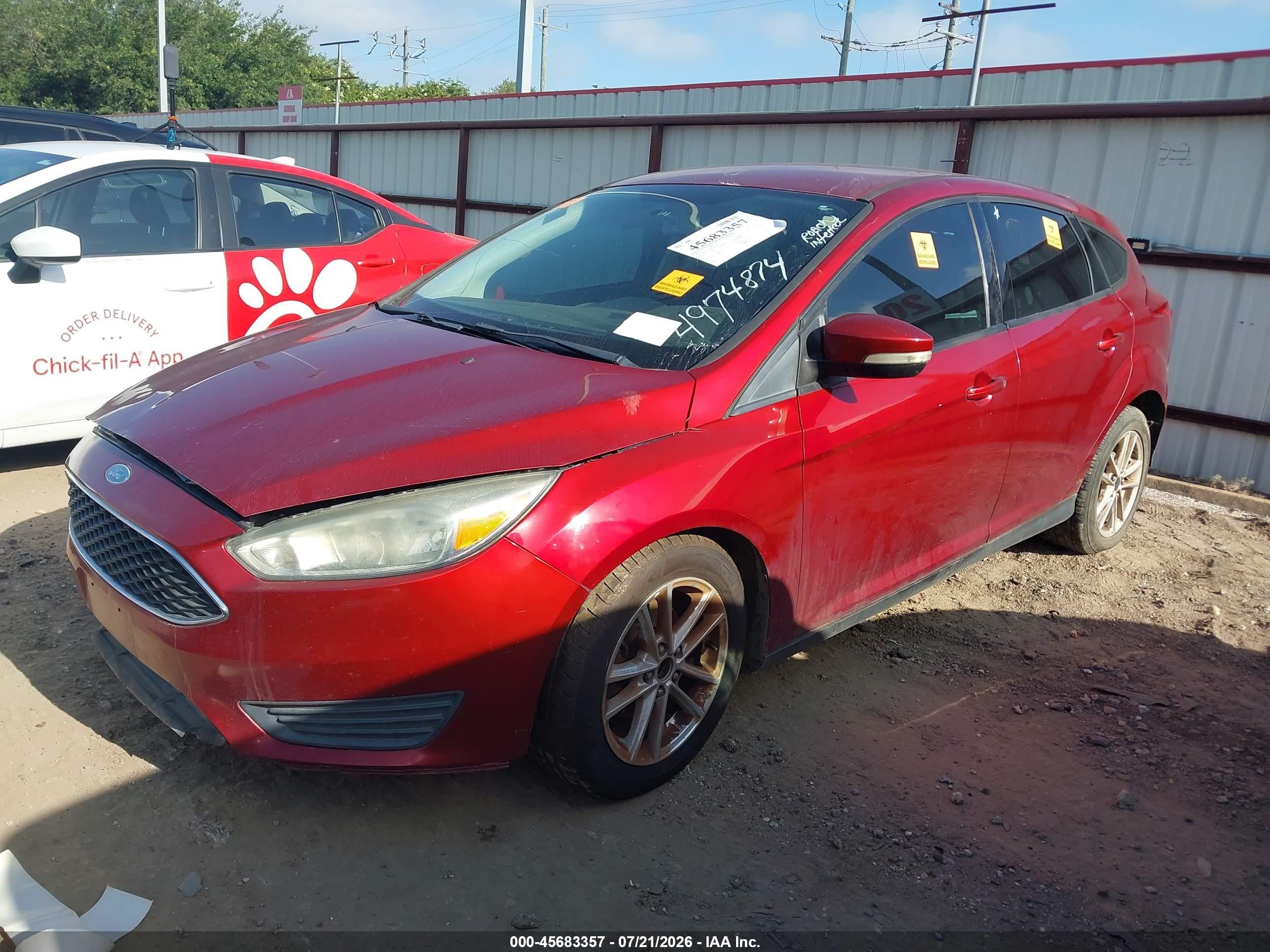 2015 Ford Focus Se Red vin: 1FADP3K22FL277226