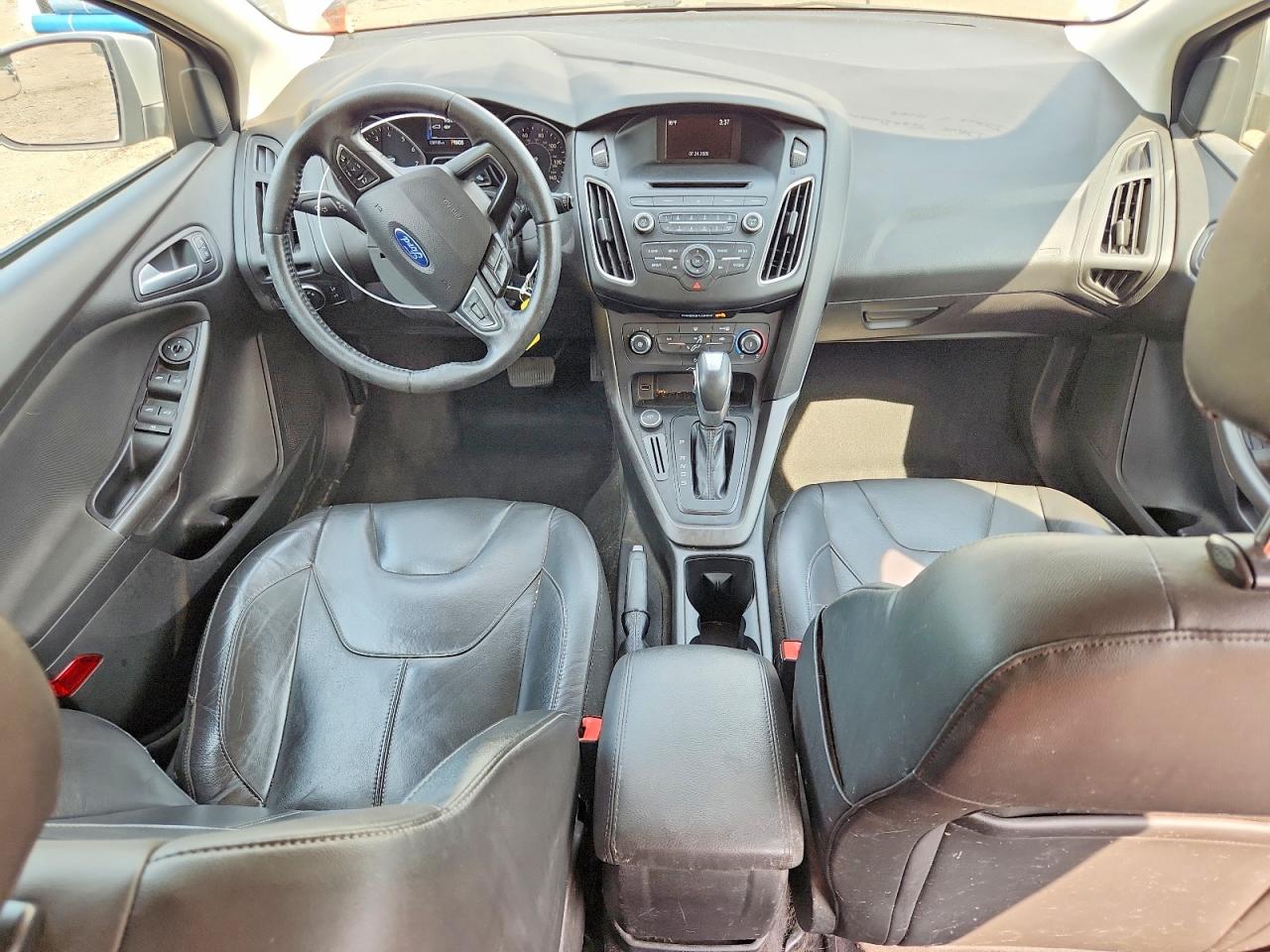 2015 Ford Focus Se Silver vin: 1FADP3K22FL283818