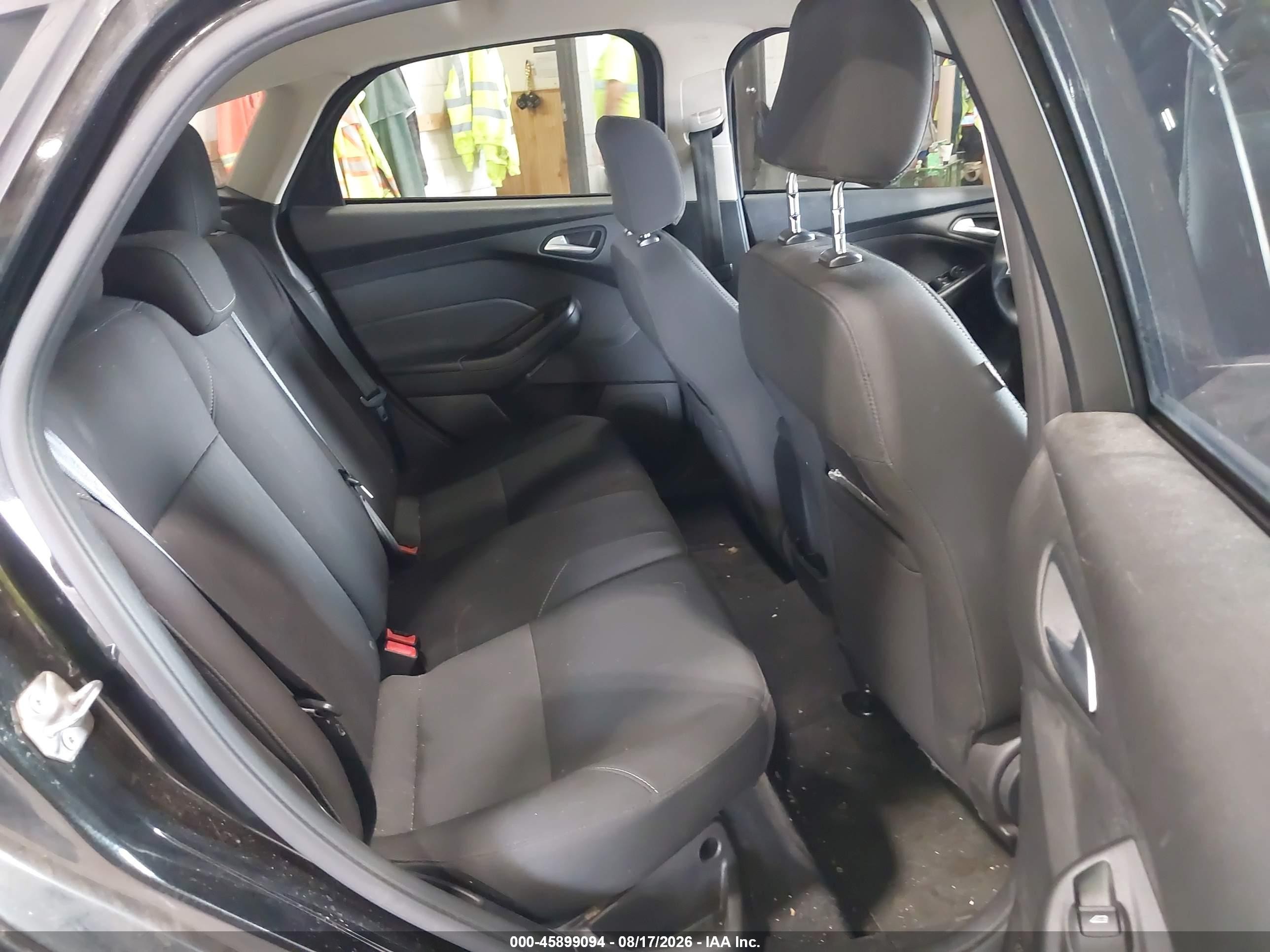 2015 Ford Focus Se Black vin: 1FADP3K22FL291322