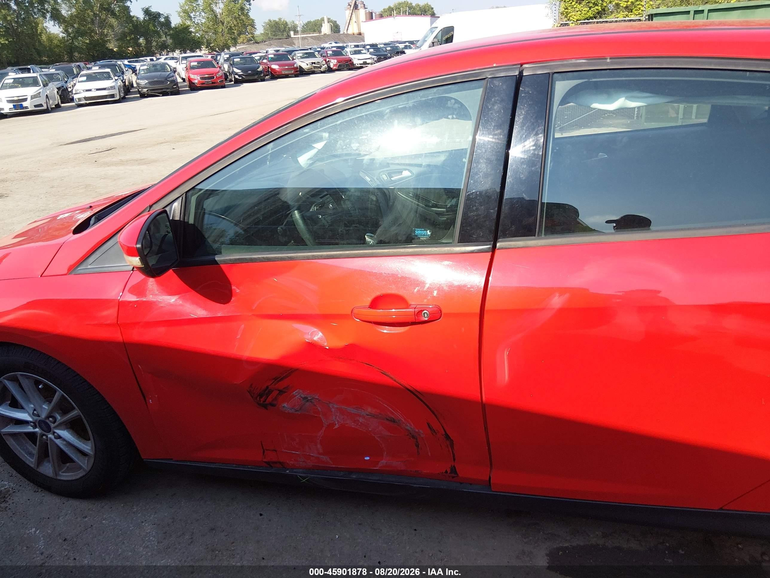 2015 Ford Focus Se Red vin: 1FADP3K22FL302271