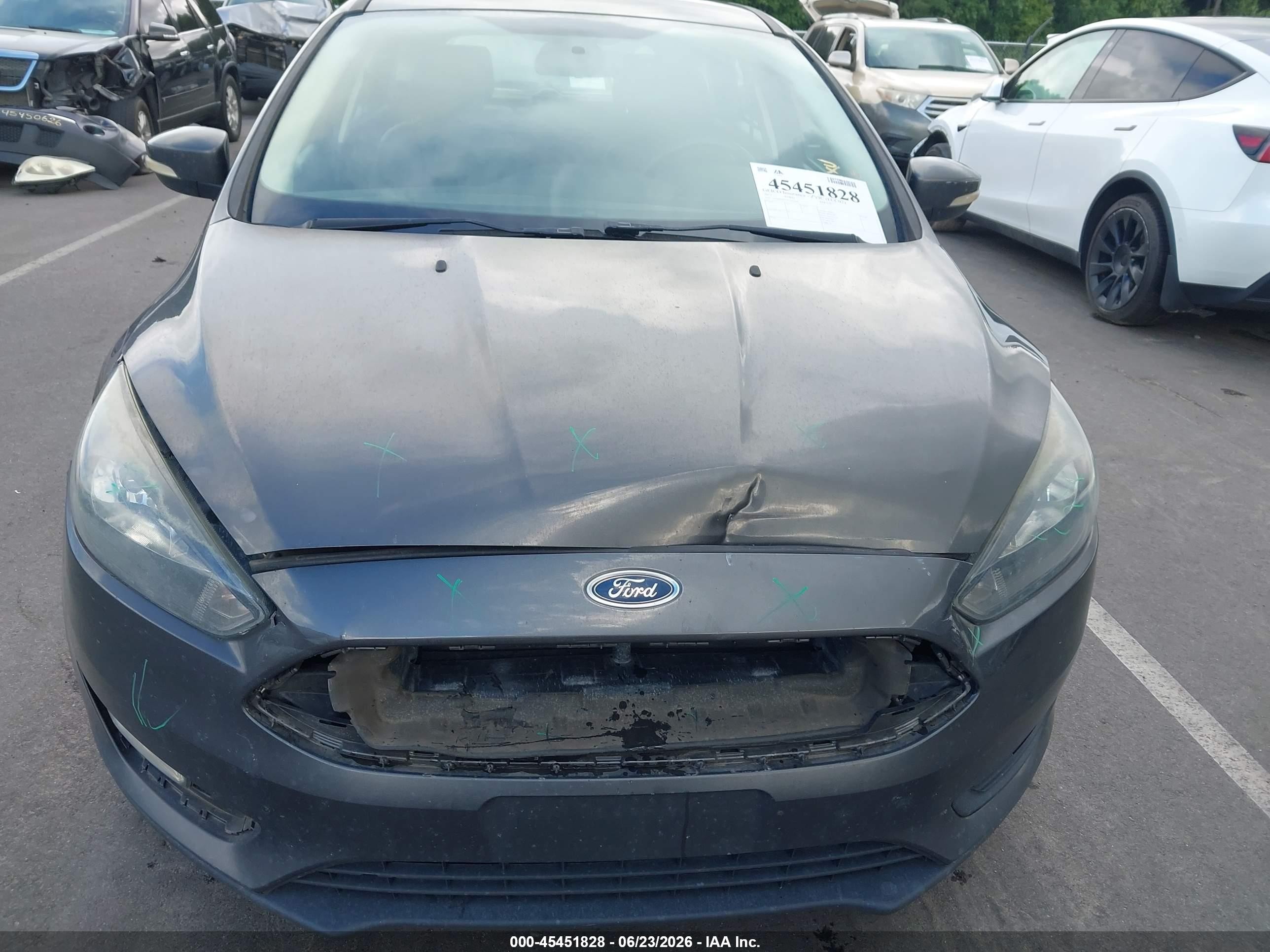2015 Ford Focus Se Gray vin: 1FADP3K22FL362308