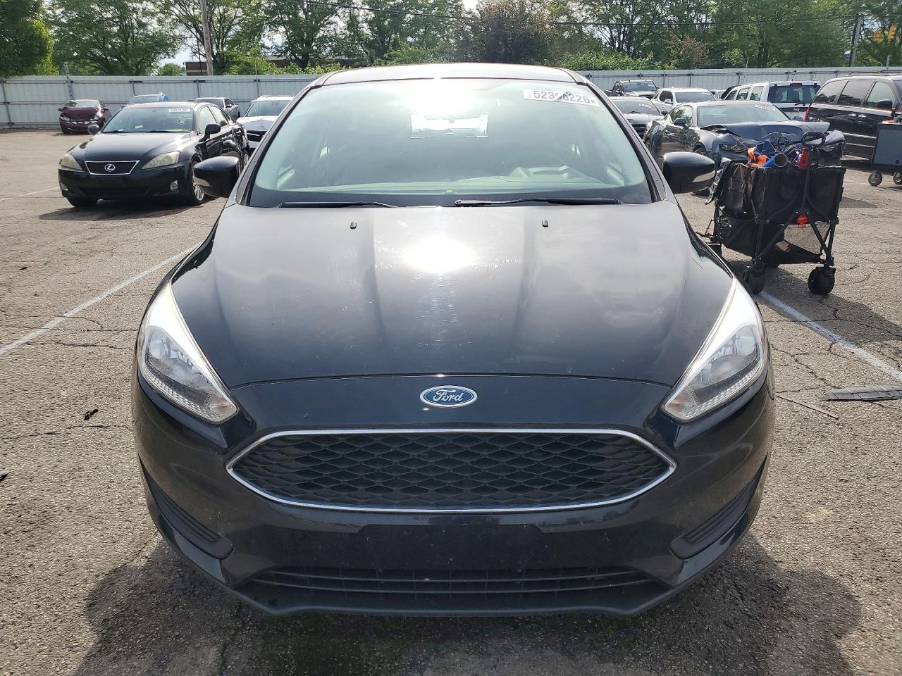 2017 Ford Focus Se Black vin: 1FADP3K22HL340425