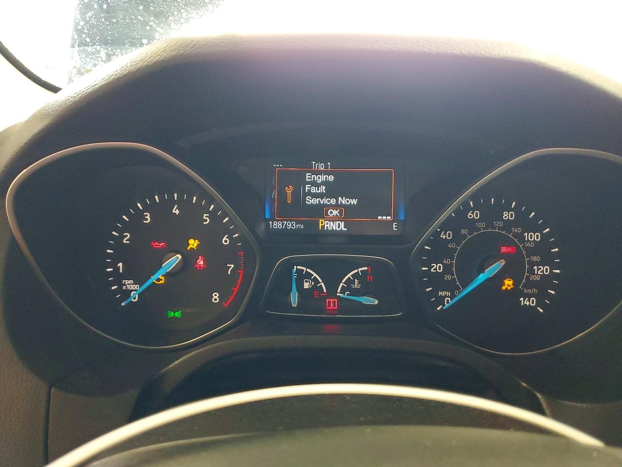 2018 Ford Focus Se Black vin: 1FADP3K22JL300089