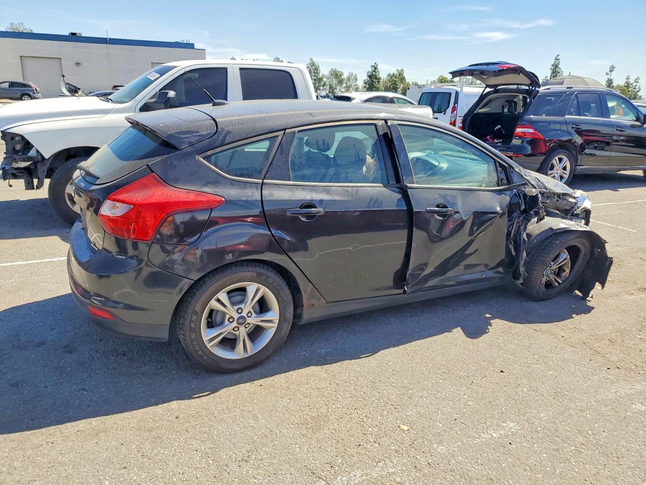 2013 Ford Focus Se Black vin: 1FADP3K23DL144083