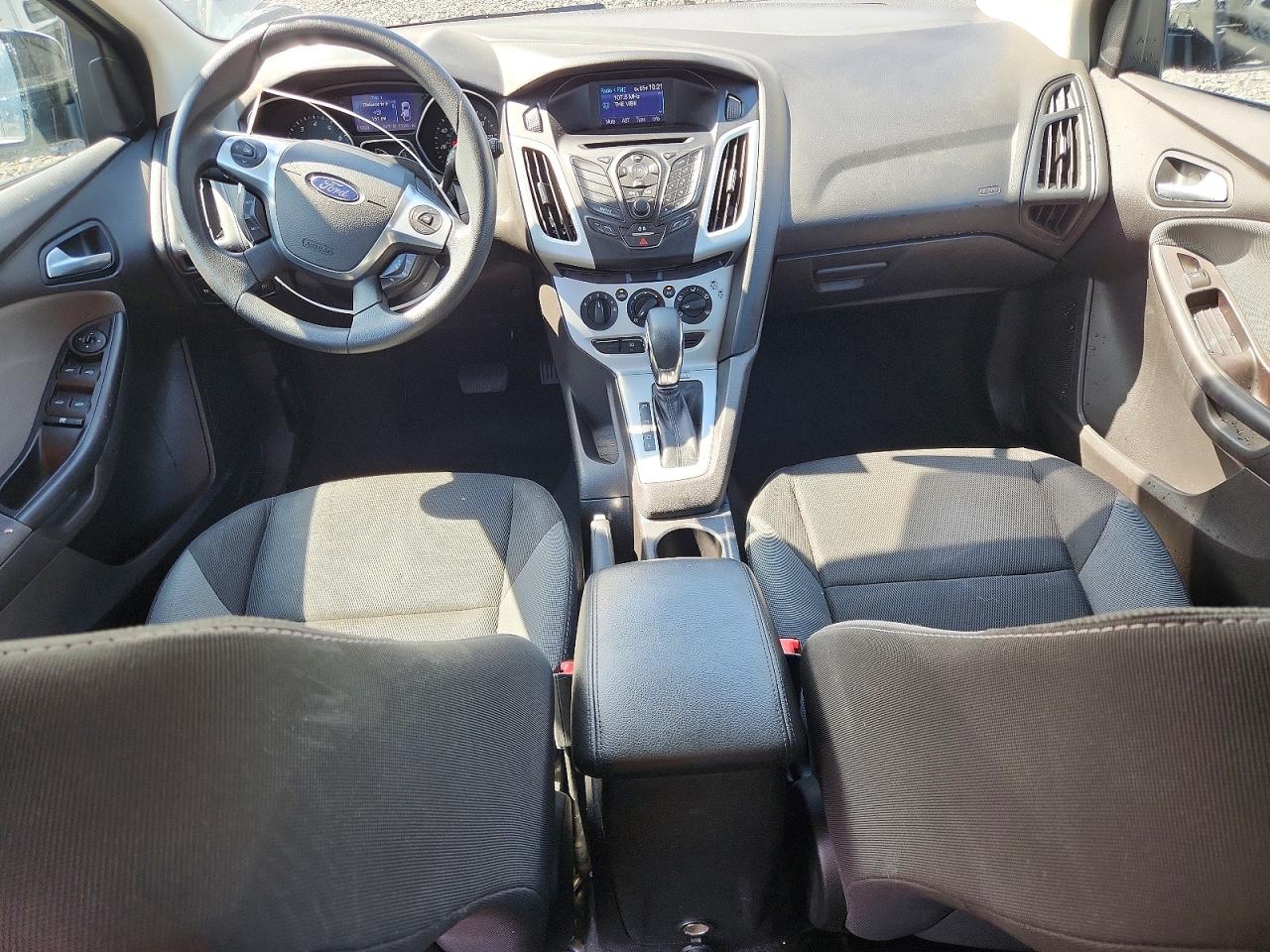 2013 Ford Focus Se Черный vin: 1FADP3K23DL157206