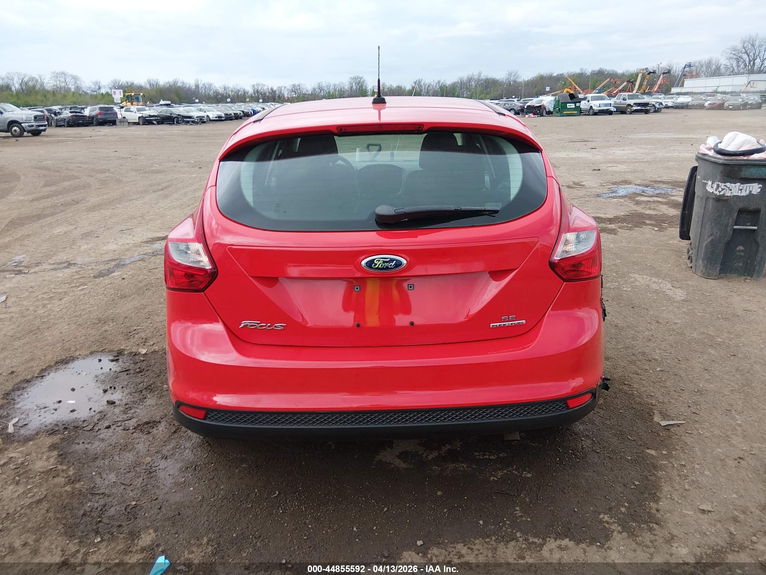 2013 Ford Focus Se Red vin: 1FADP3K23DL162616