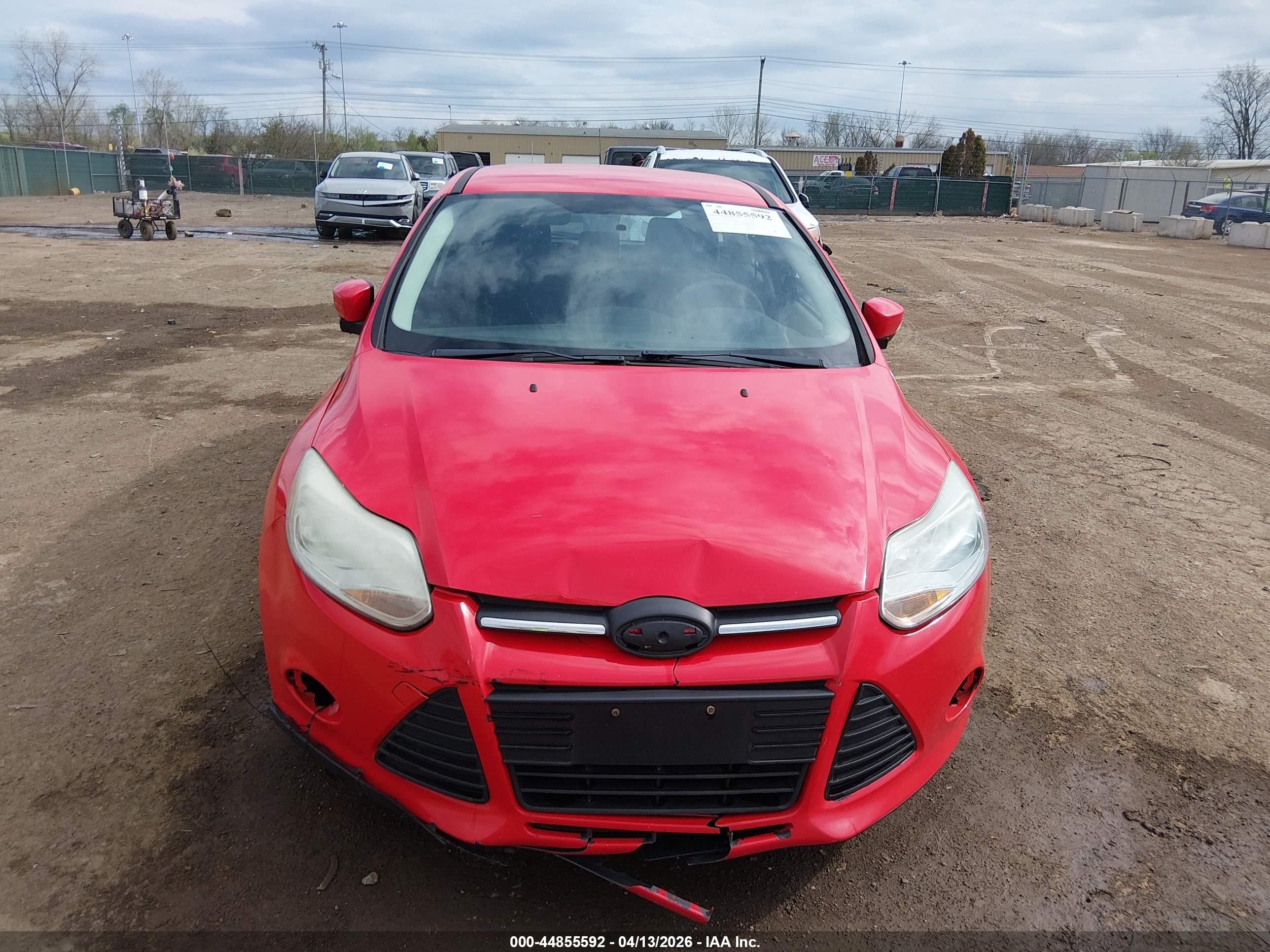 2013 Ford Focus Se Red vin: 1FADP3K23DL162616