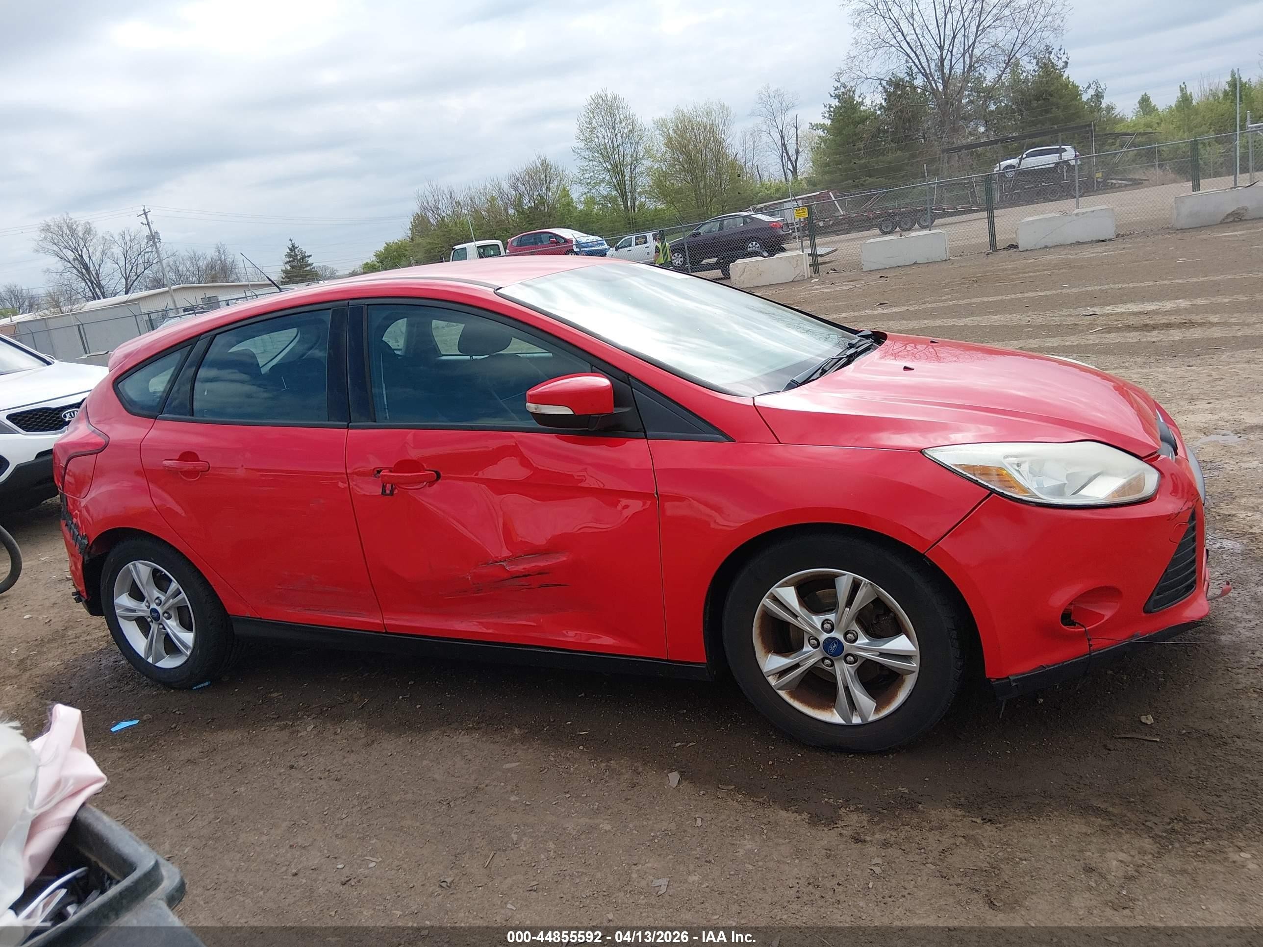 2013 Ford Focus Se Red vin: 1FADP3K23DL162616
