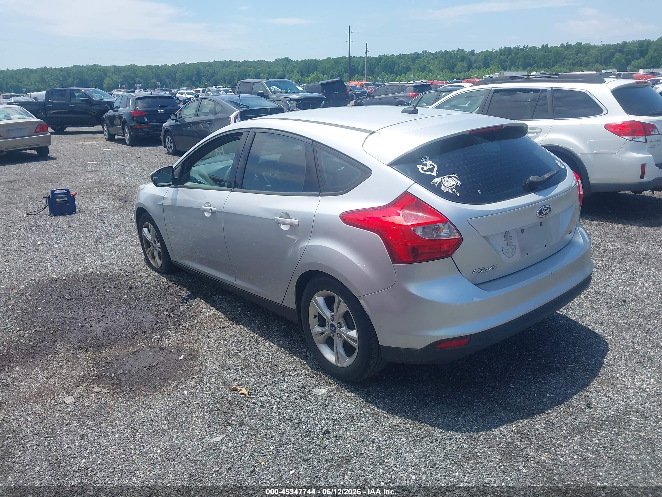 2013 Ford Focus Se Silver vin: 1FADP3K23DL174278