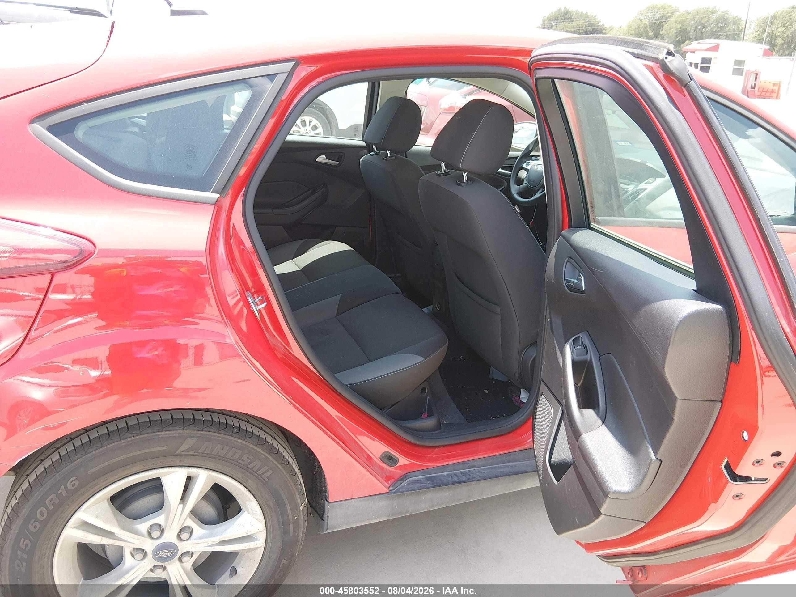 2013 Ford Focus Se Red vin: 1FADP3K23DL204346