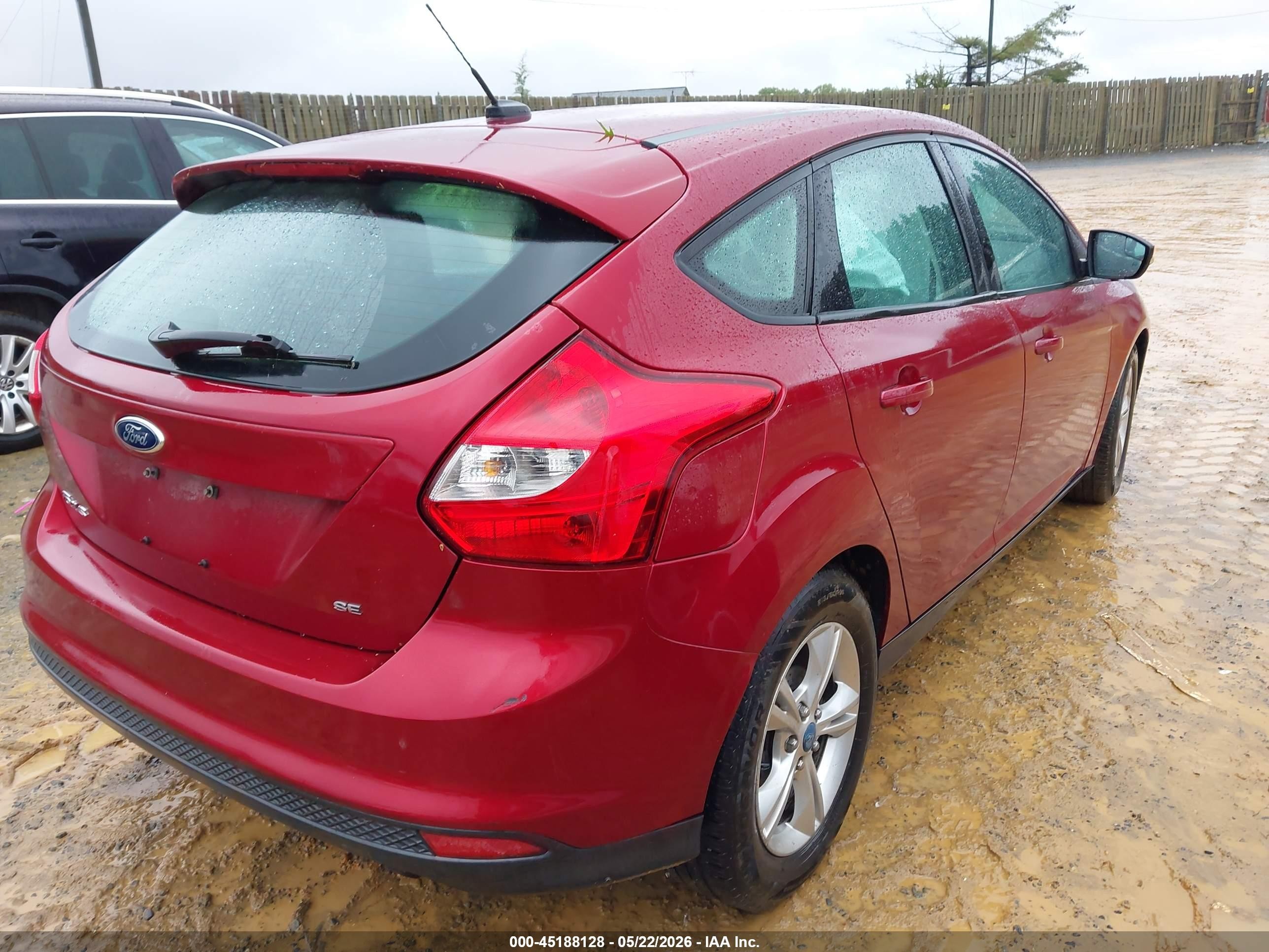 2013 Ford Focus Se Red vin: 1FADP3K23DL216335
