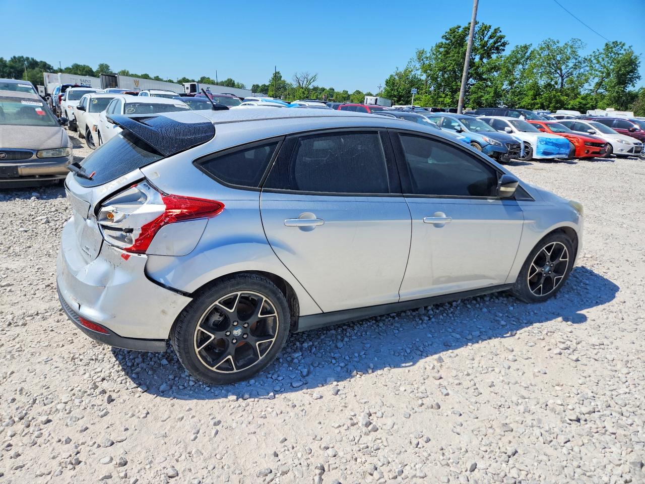 2013 Ford Focus Se Silver vin: 1FADP3K23DL217369