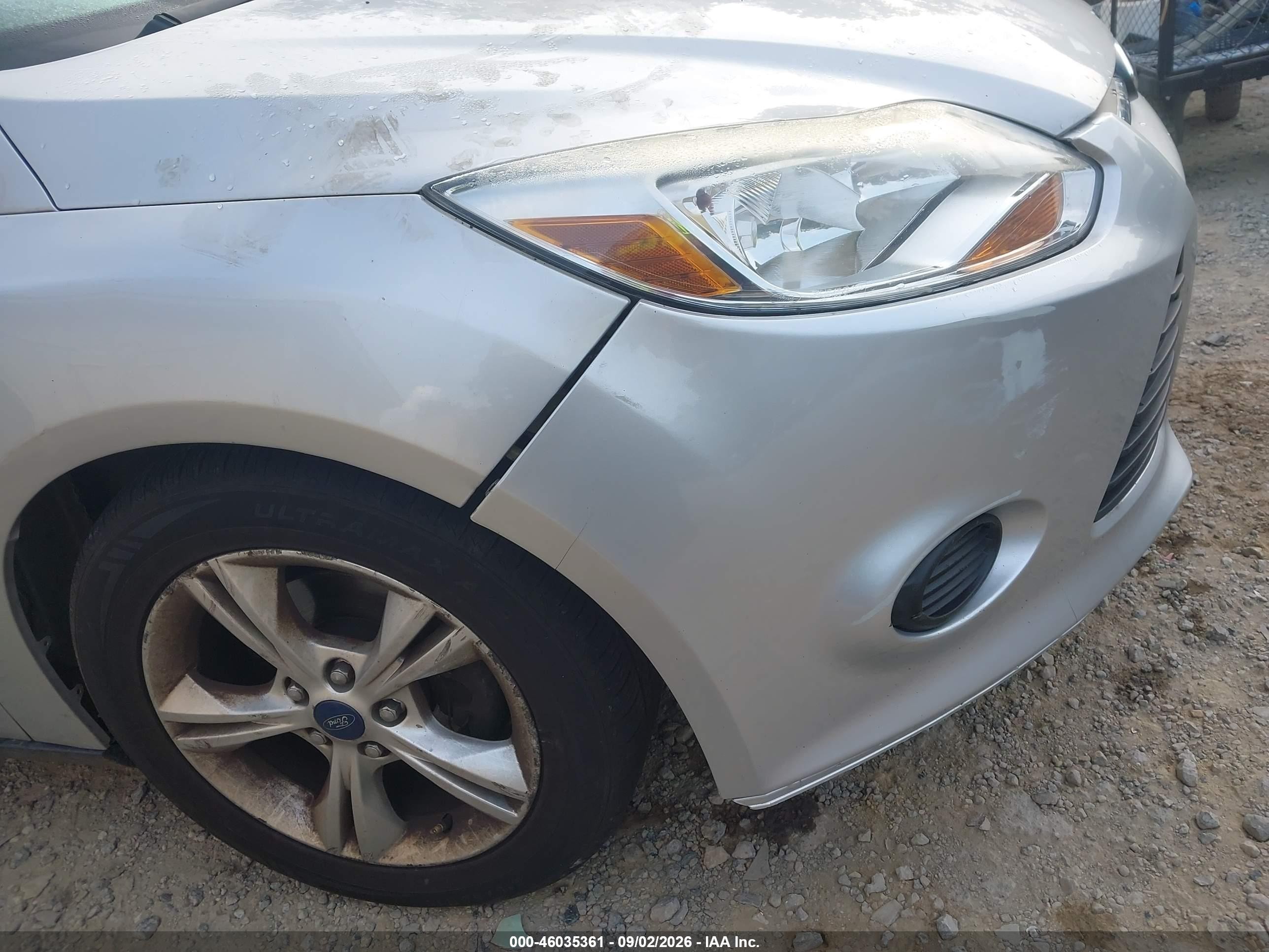 2013 Ford Focus Se Silver vin: 1FADP3K23DL240229