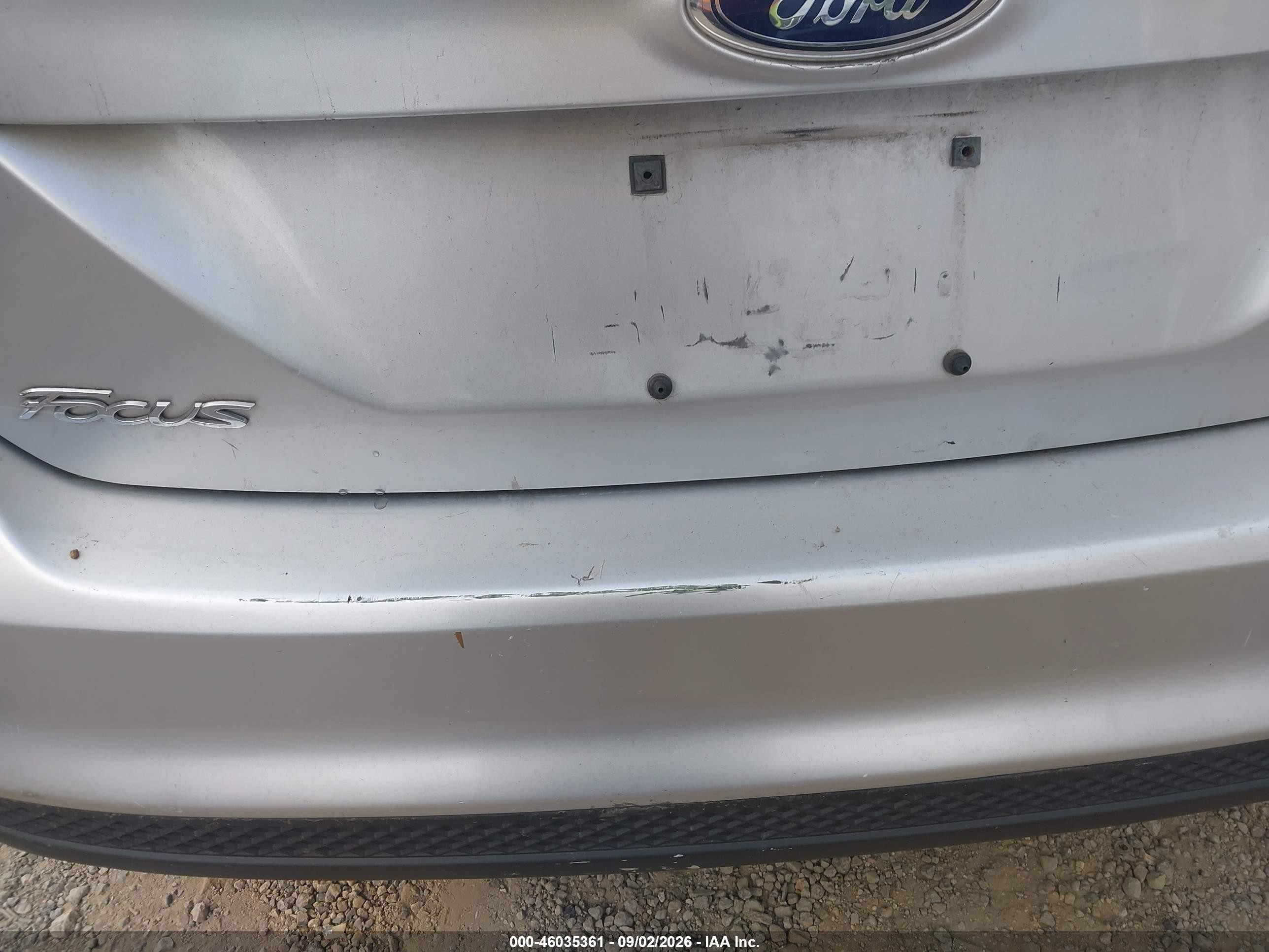 2013 Ford Focus Se Silver vin: 1FADP3K23DL240229