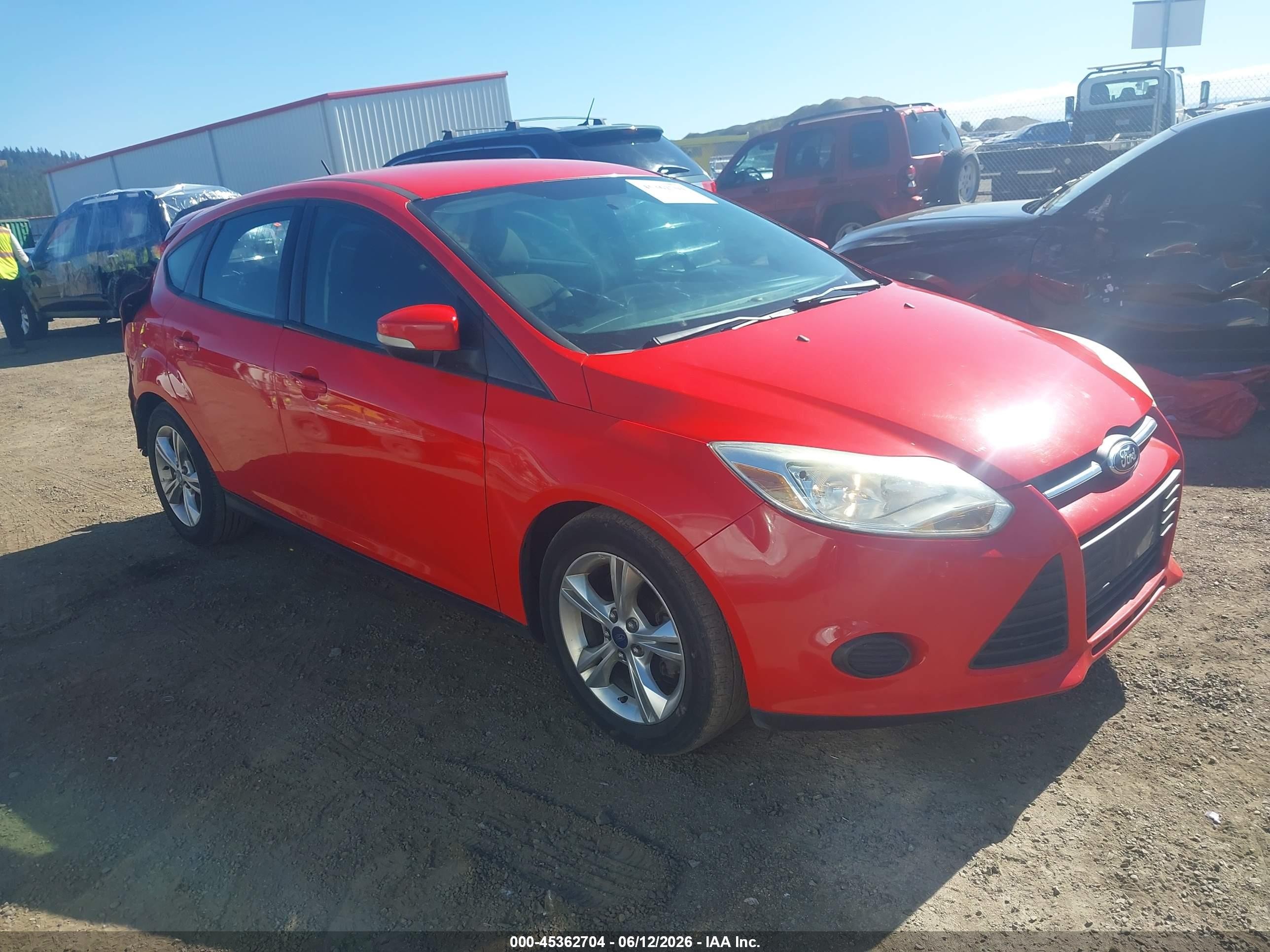 2013 Ford Focus Se Red vin: 1FADP3K23DL247732