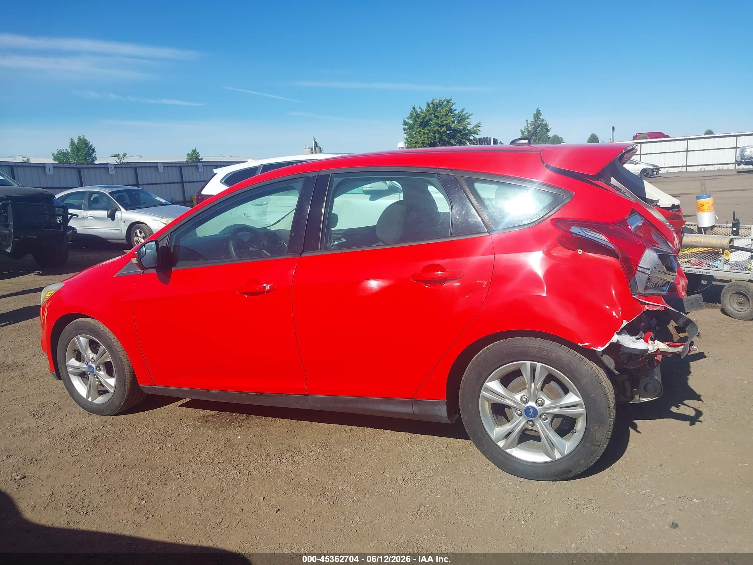 2013 Ford Focus Se Red vin: 1FADP3K23DL247732