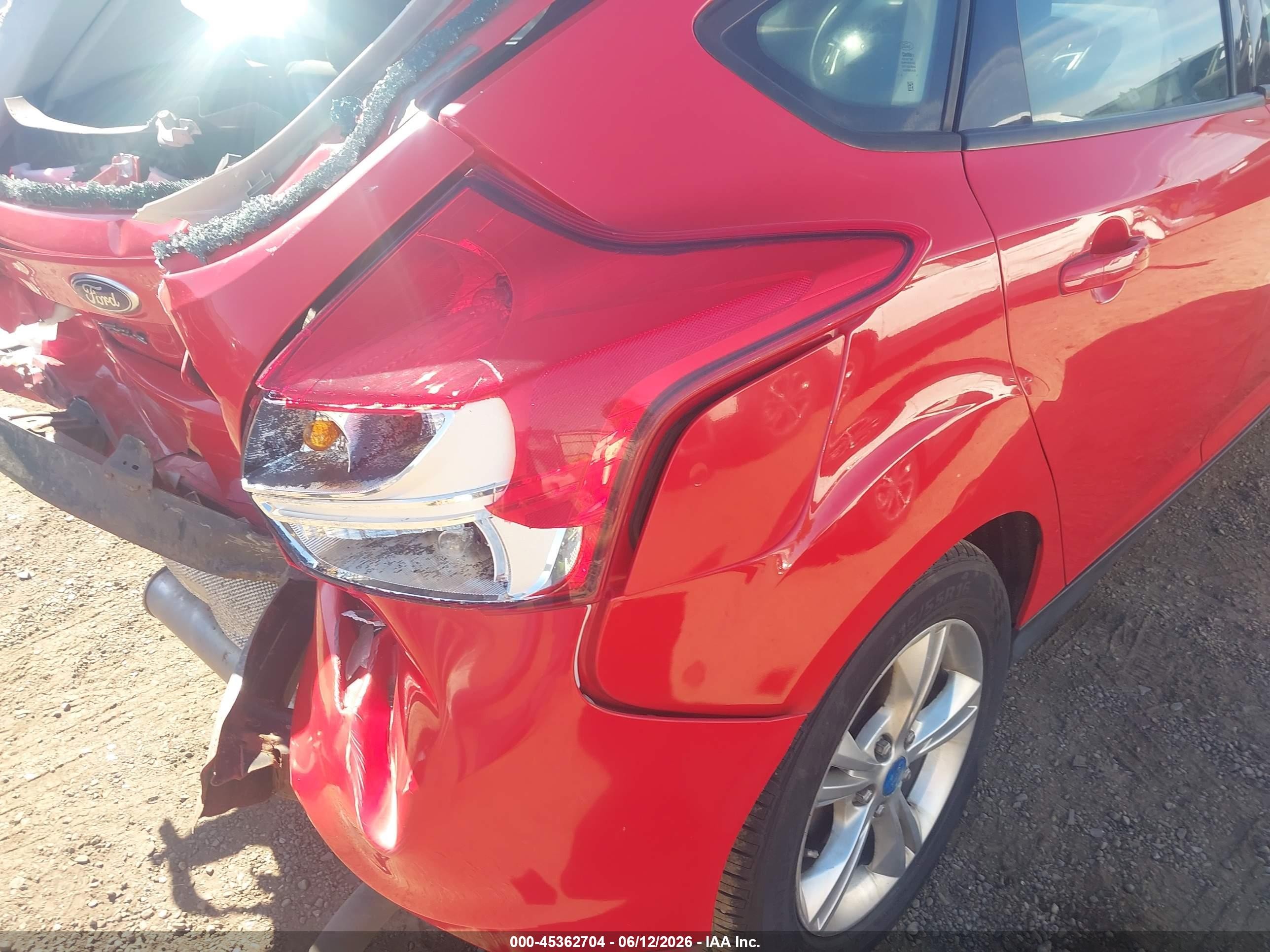 2013 Ford Focus Se Red vin: 1FADP3K23DL247732