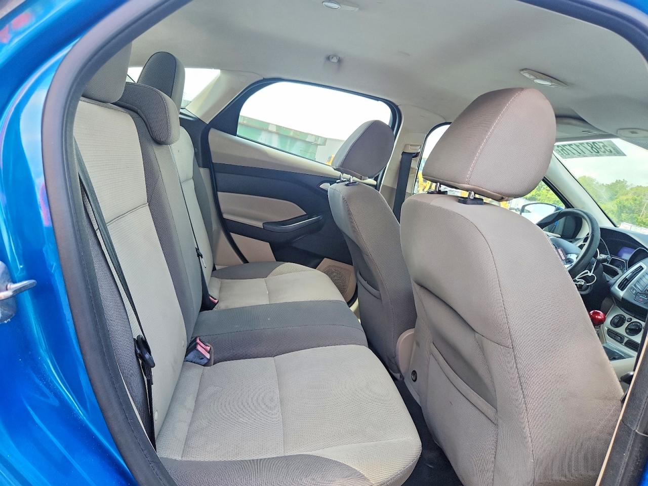 2013 Ford Focus Se Blue vin: 1FADP3K23DL260612