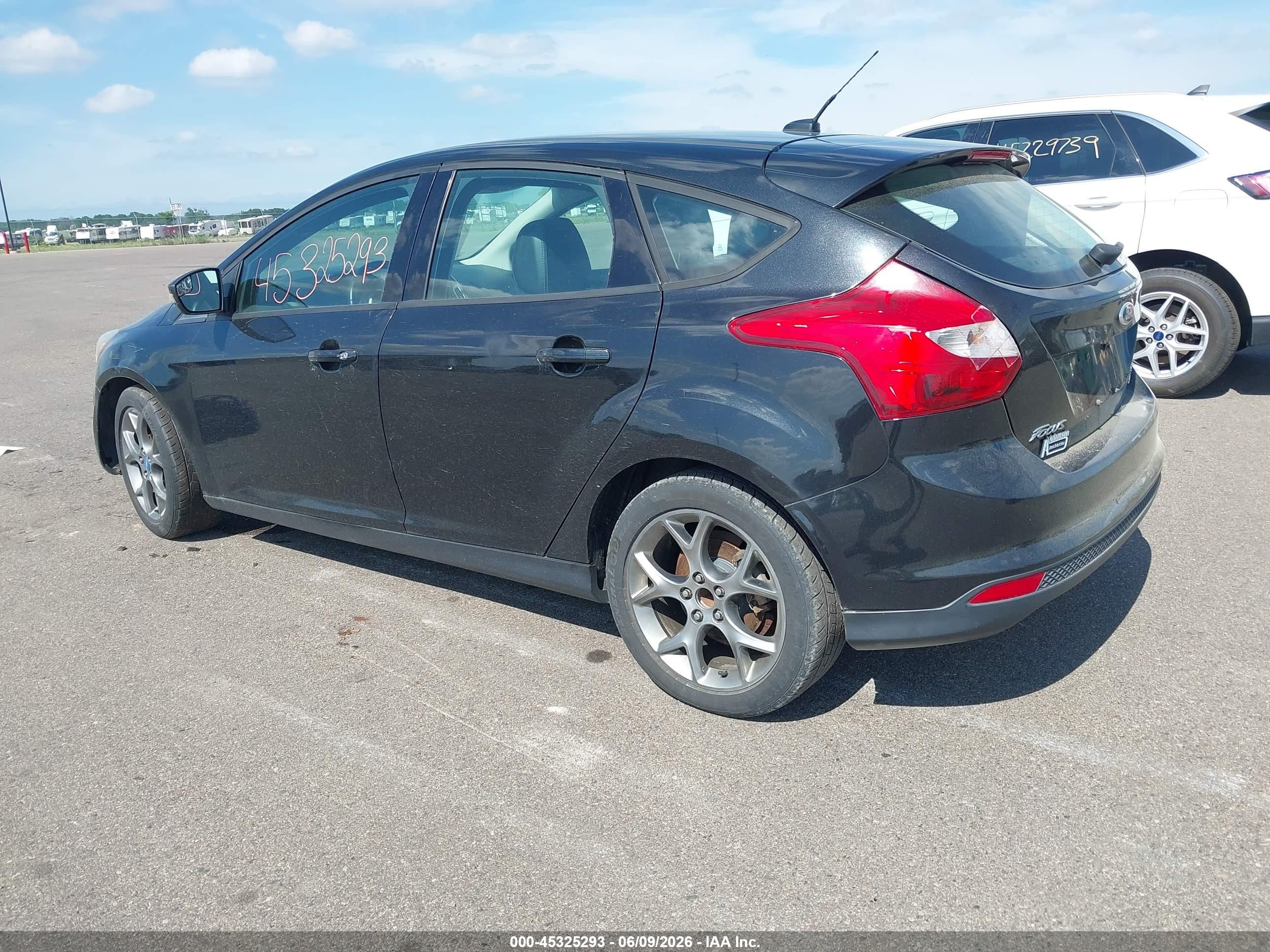 2013 Ford Focus Se Black vin: 1FADP3K23DL272825