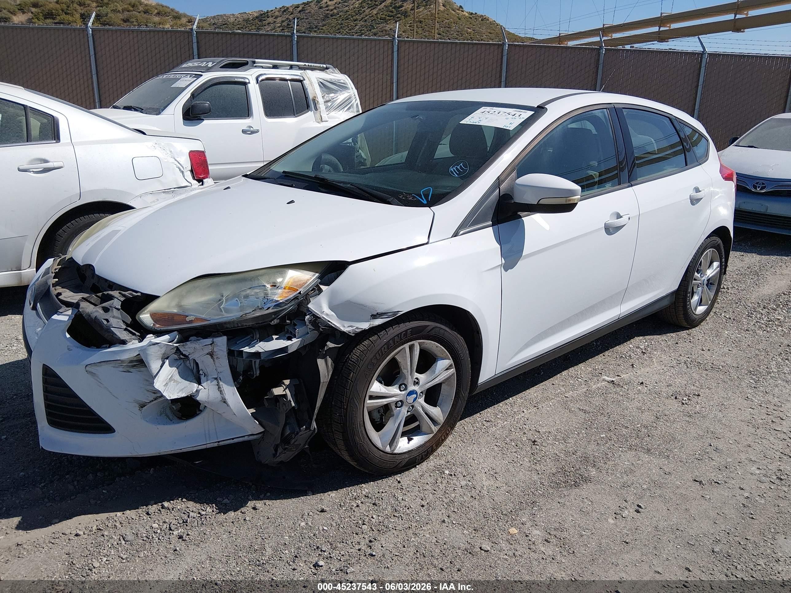 2013 Ford Focus Se White vin: 1FADP3K23DL285672