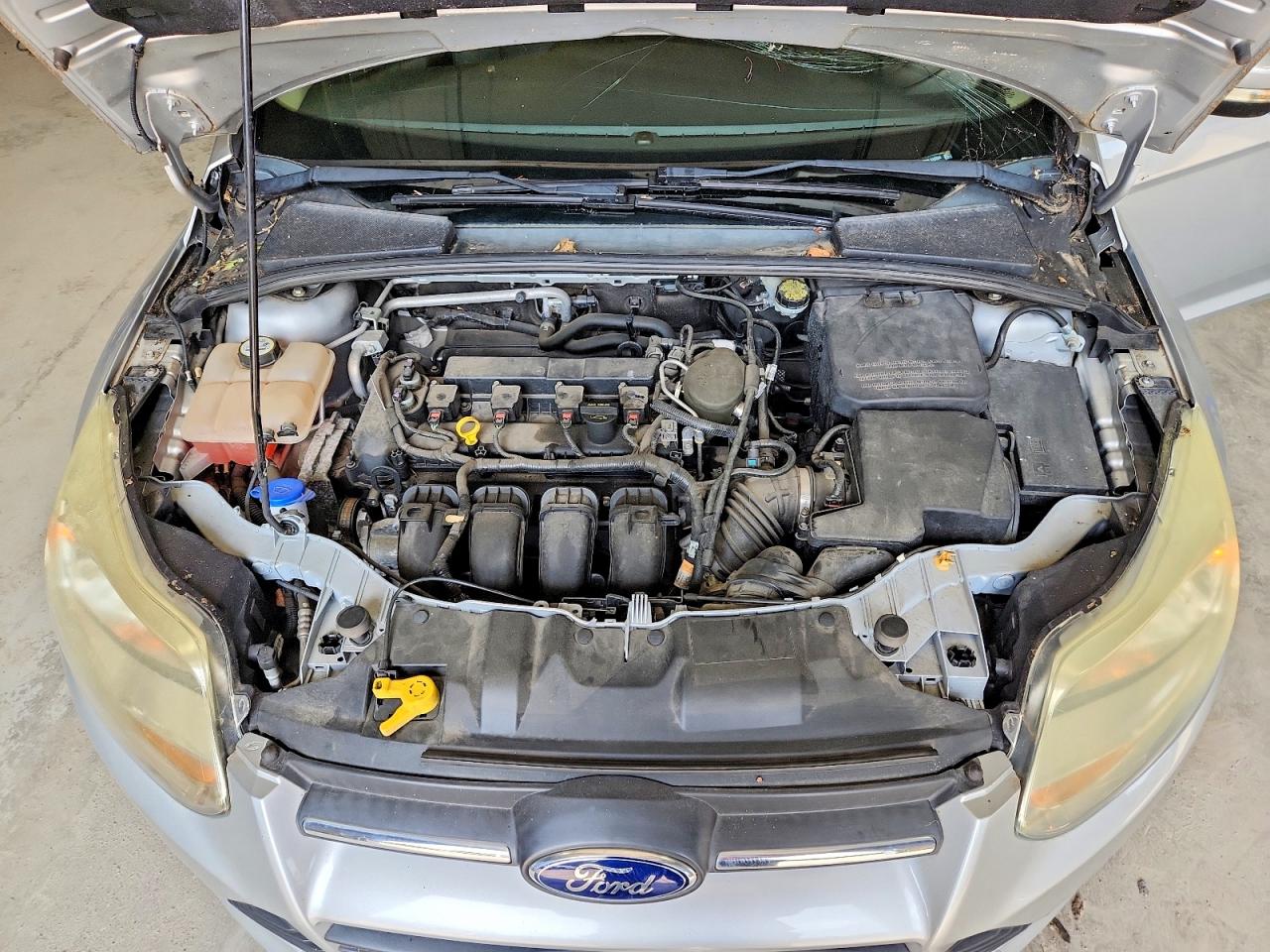 2013 Ford Focus Se Серебряный vin: 1FADP3K23DL318864