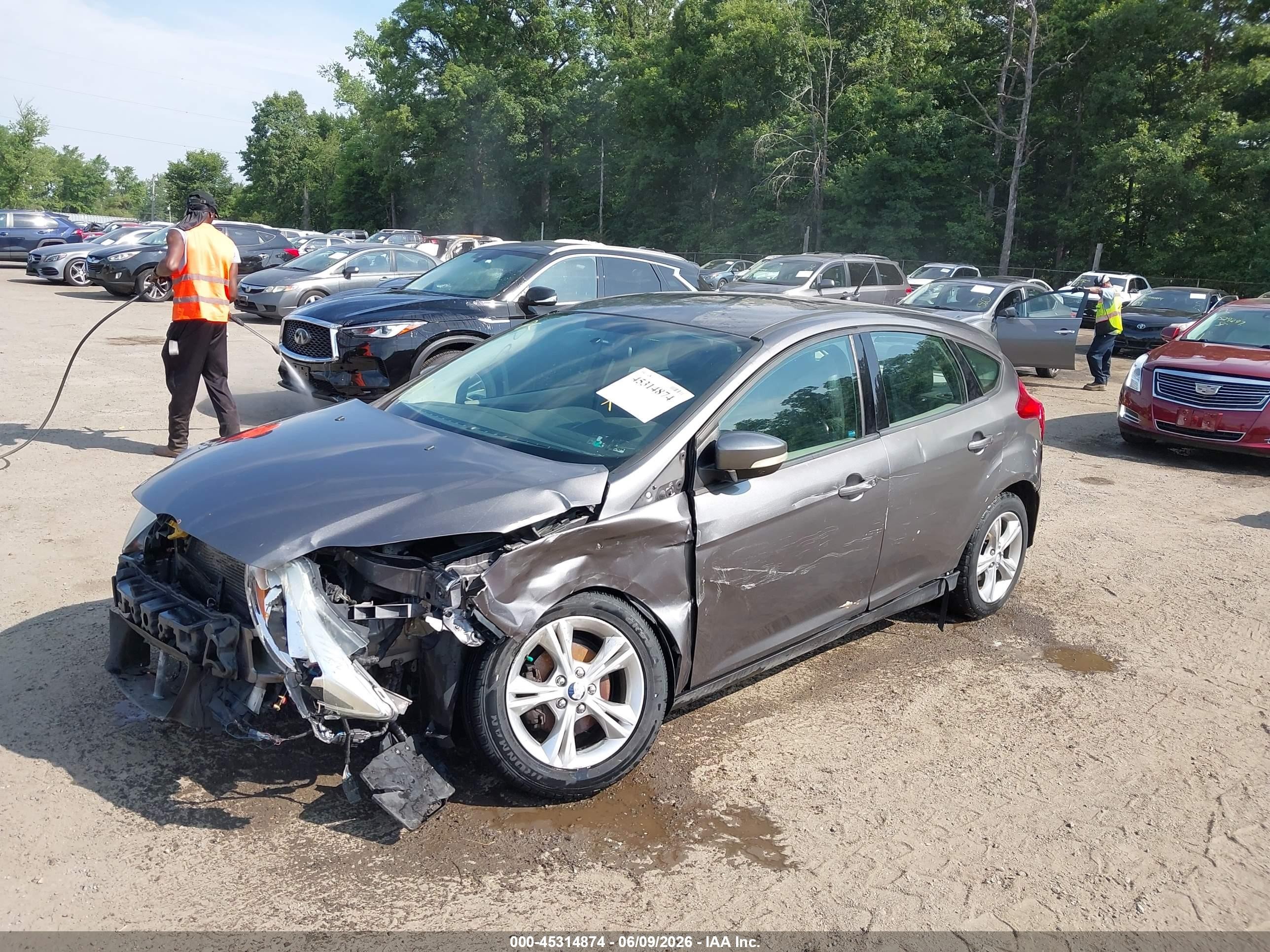 2013 Ford Focus Se Серый vin: 1FADP3K23DL330495