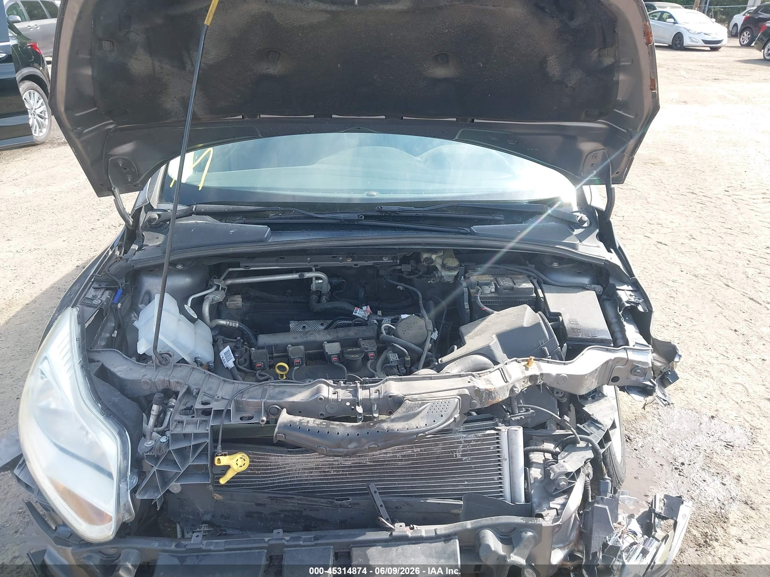 2013 Ford Focus Se Серый vin: 1FADP3K23DL330495