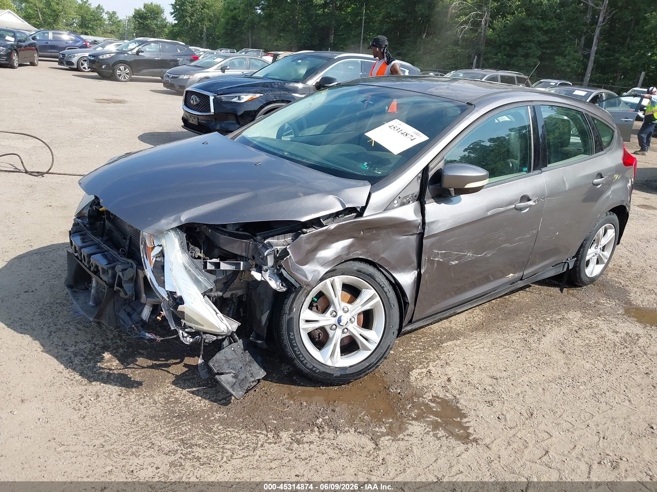 2013 Ford Focus Se Серый vin: 1FADP3K23DL330495