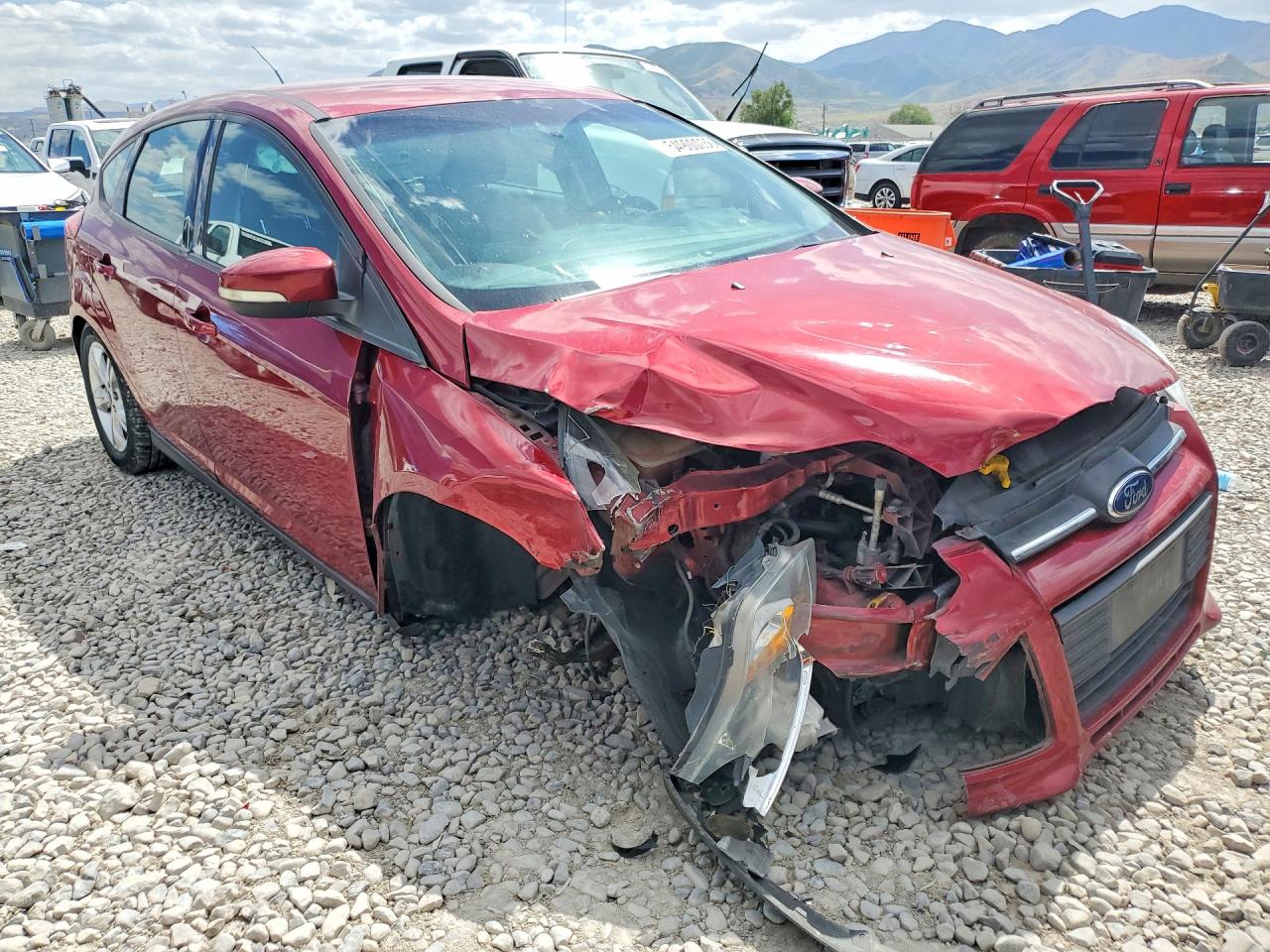 2013 Ford Focus Se Red vin: 1FADP3K23DL356014