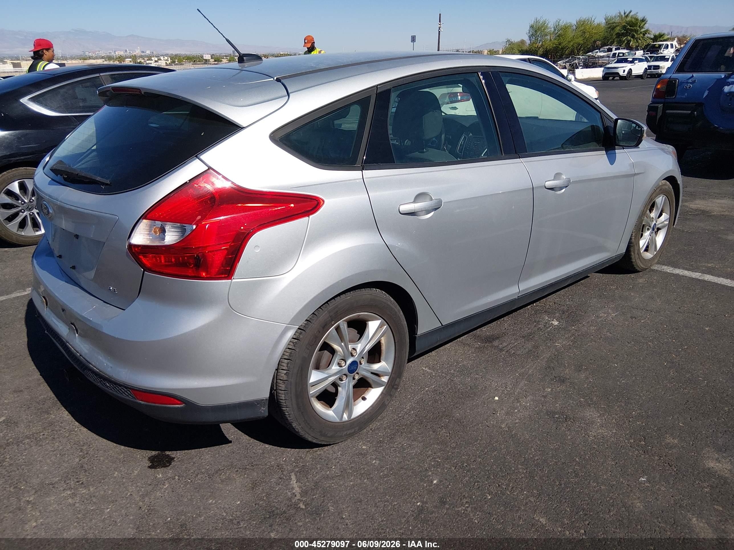 2014 Ford Focus Se Gray vin: 1FADP3K23EL112347
