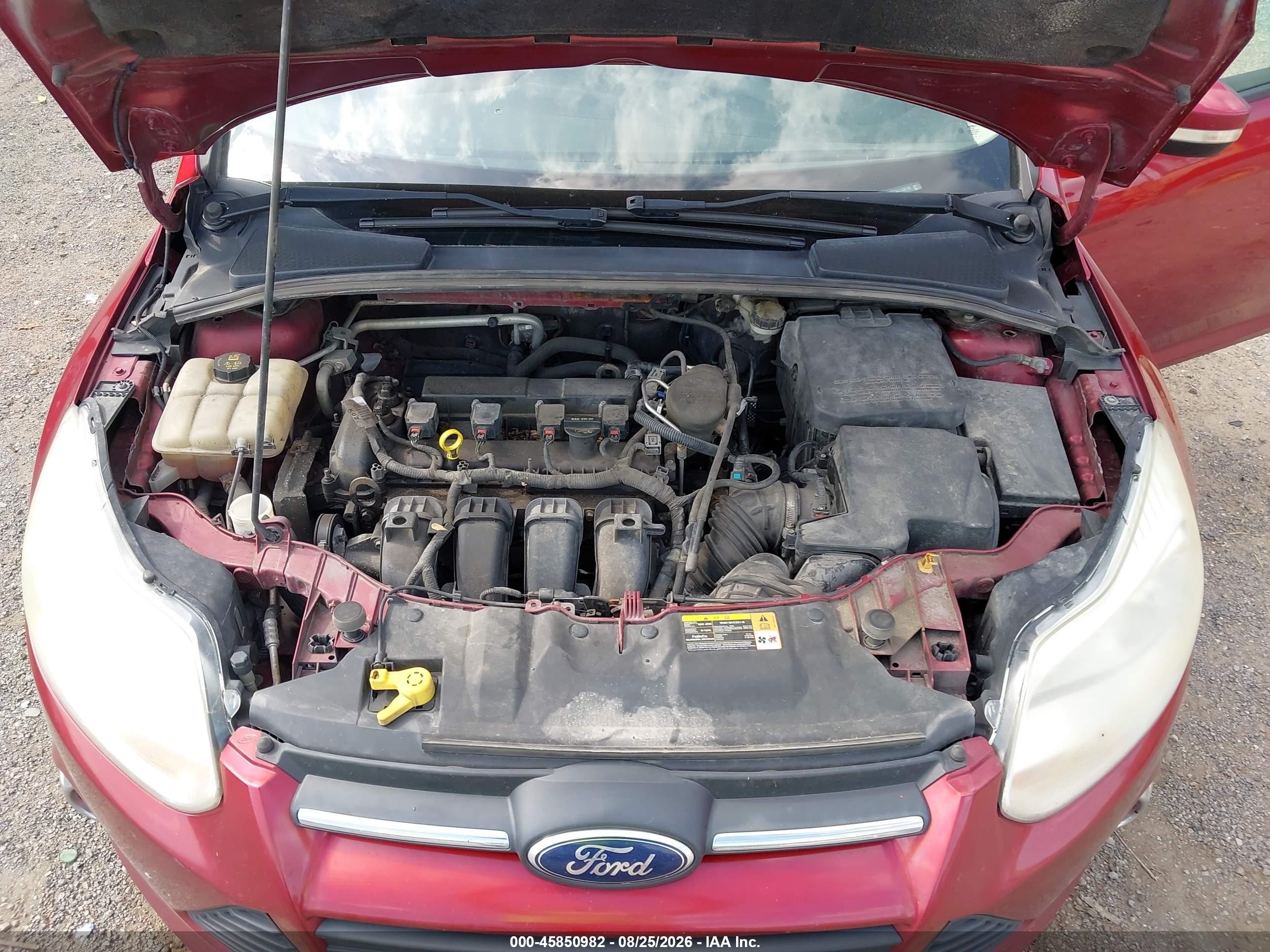 2014 Ford Focus Se Red vin: 1FADP3K23EL128726
